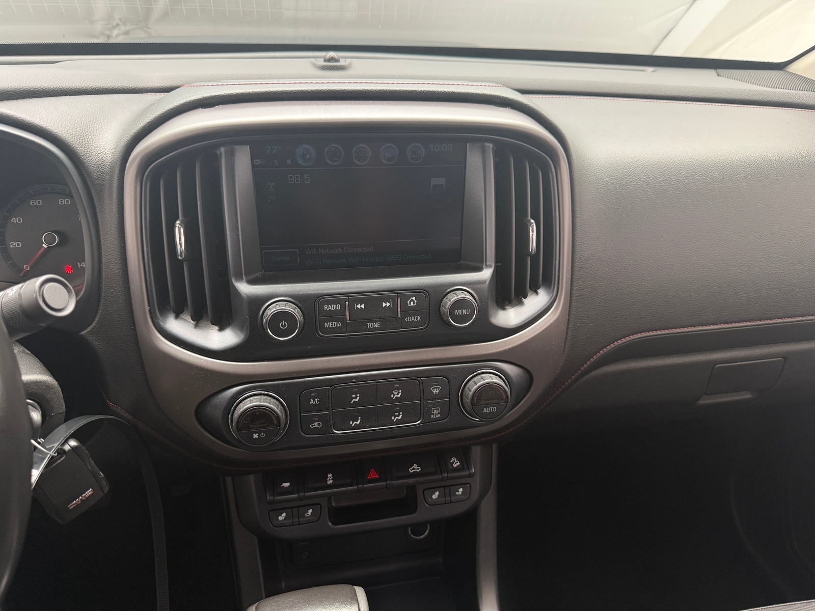 Thumbnail: 2018 GMC Canyon - 3