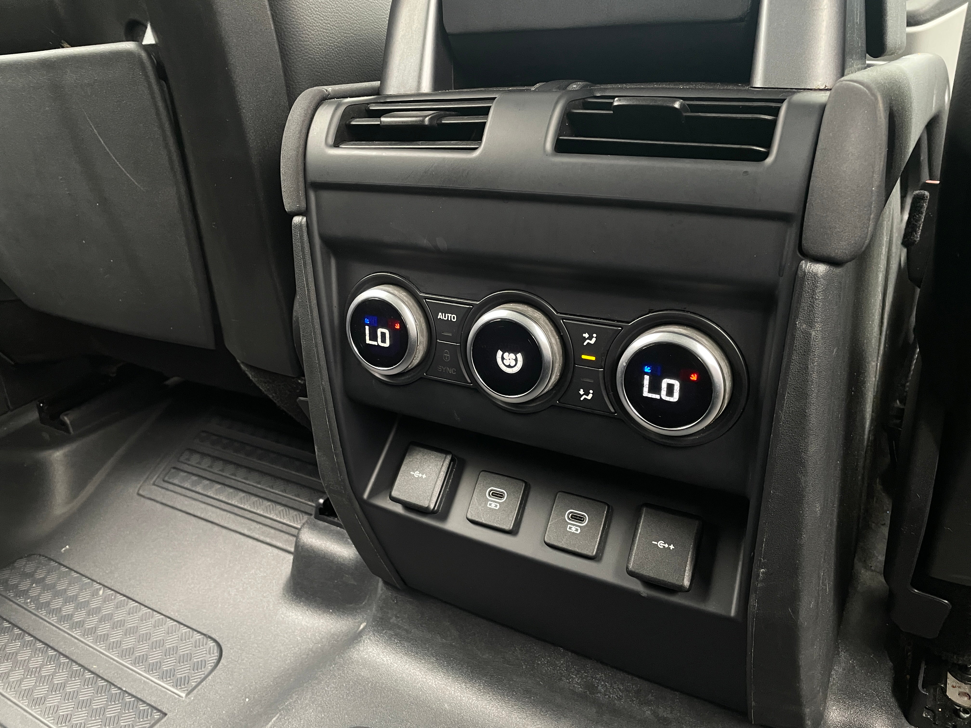 2022 Land Rover Defender