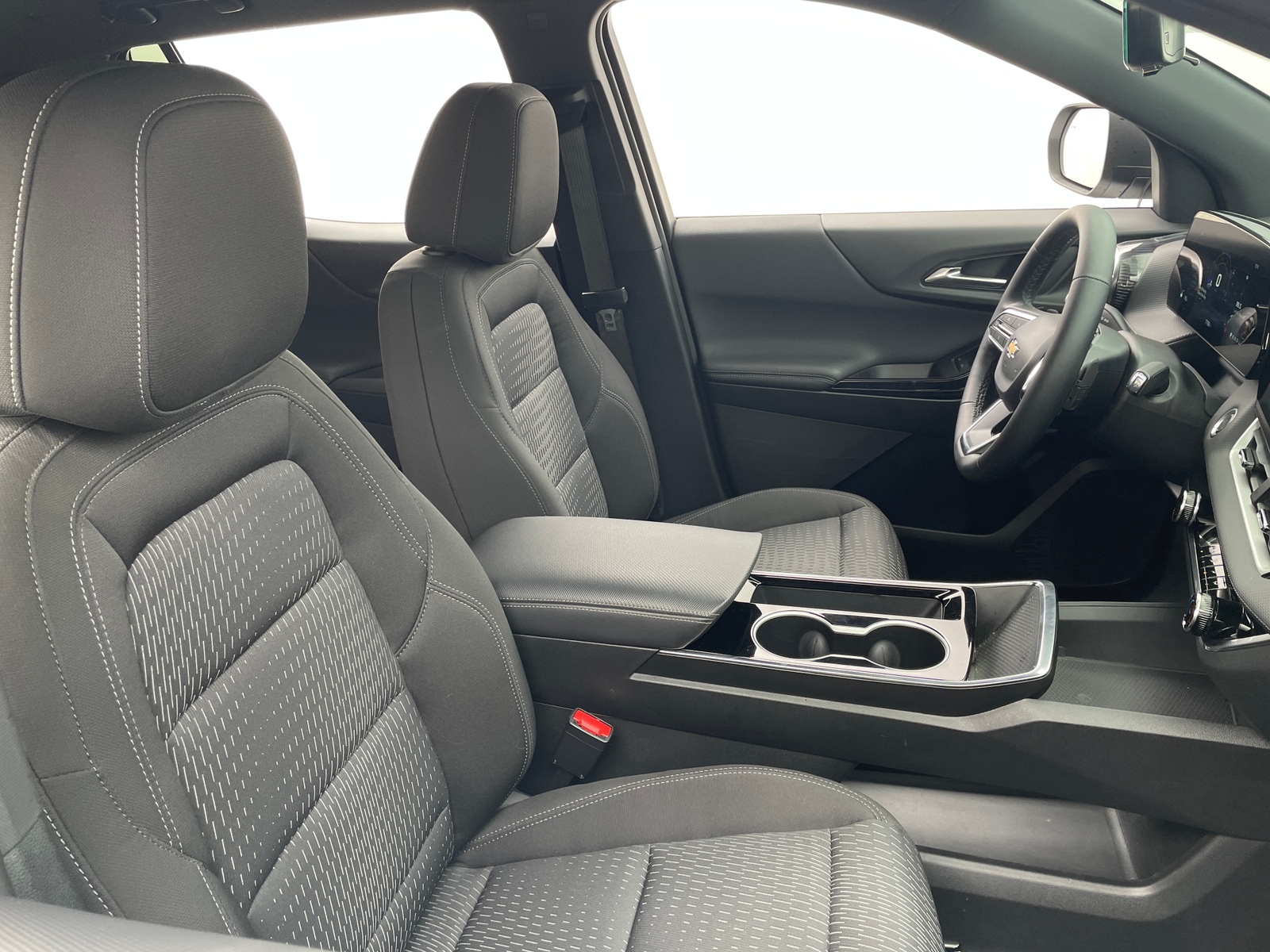 Thumbnail: 2025 Chevrolet Equinox - 2
