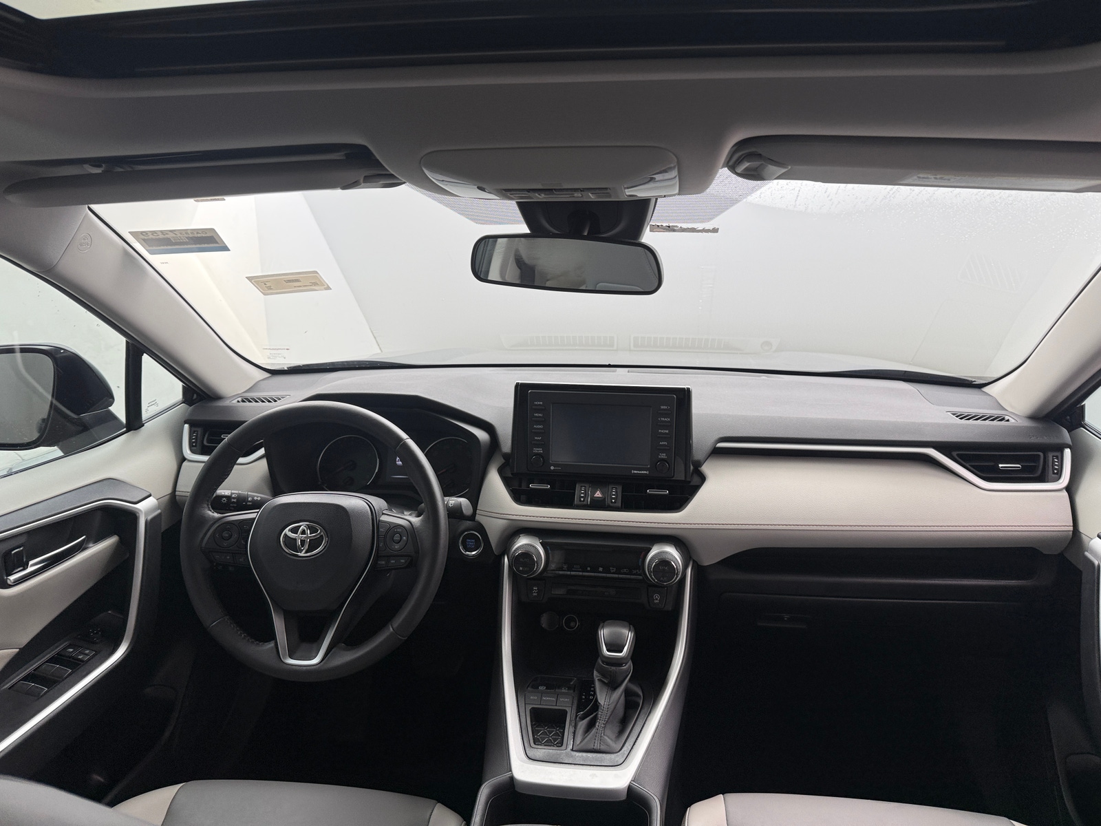 Thumbnail: 2022 Toyota RAV4 - 2