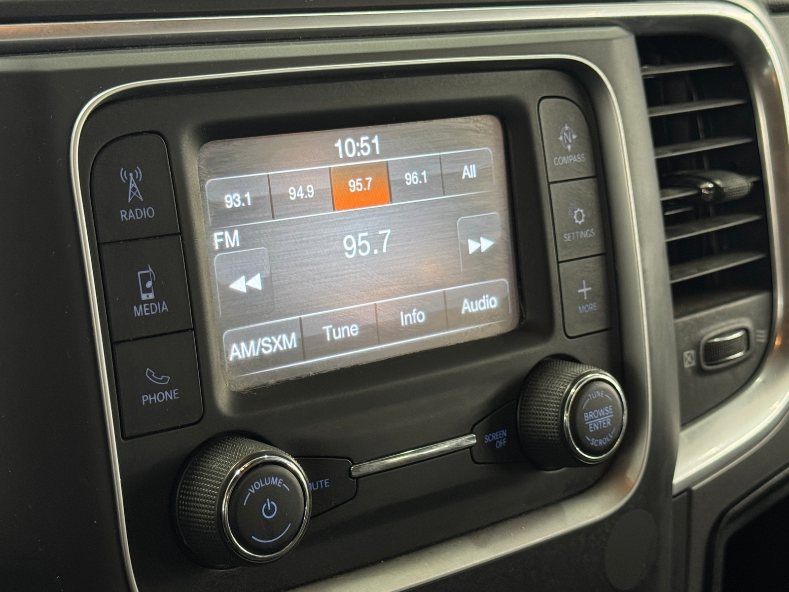 Thumbnail: 2024 RAM 1500 Classic - 4