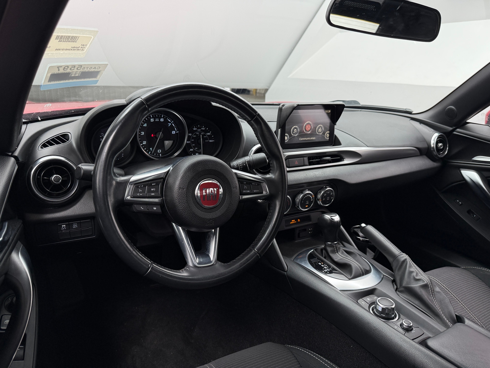 Thumbnail: 2017 Fiat 124 Spider - 3