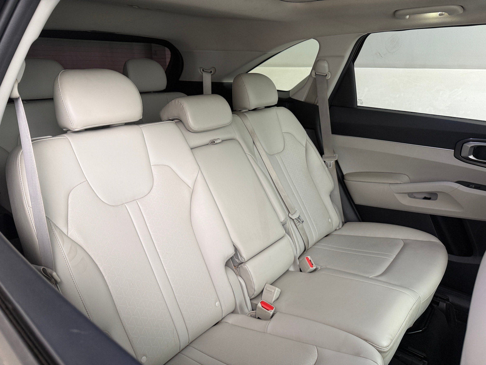 Thumbnail: 2022 Kia Sorento - 5