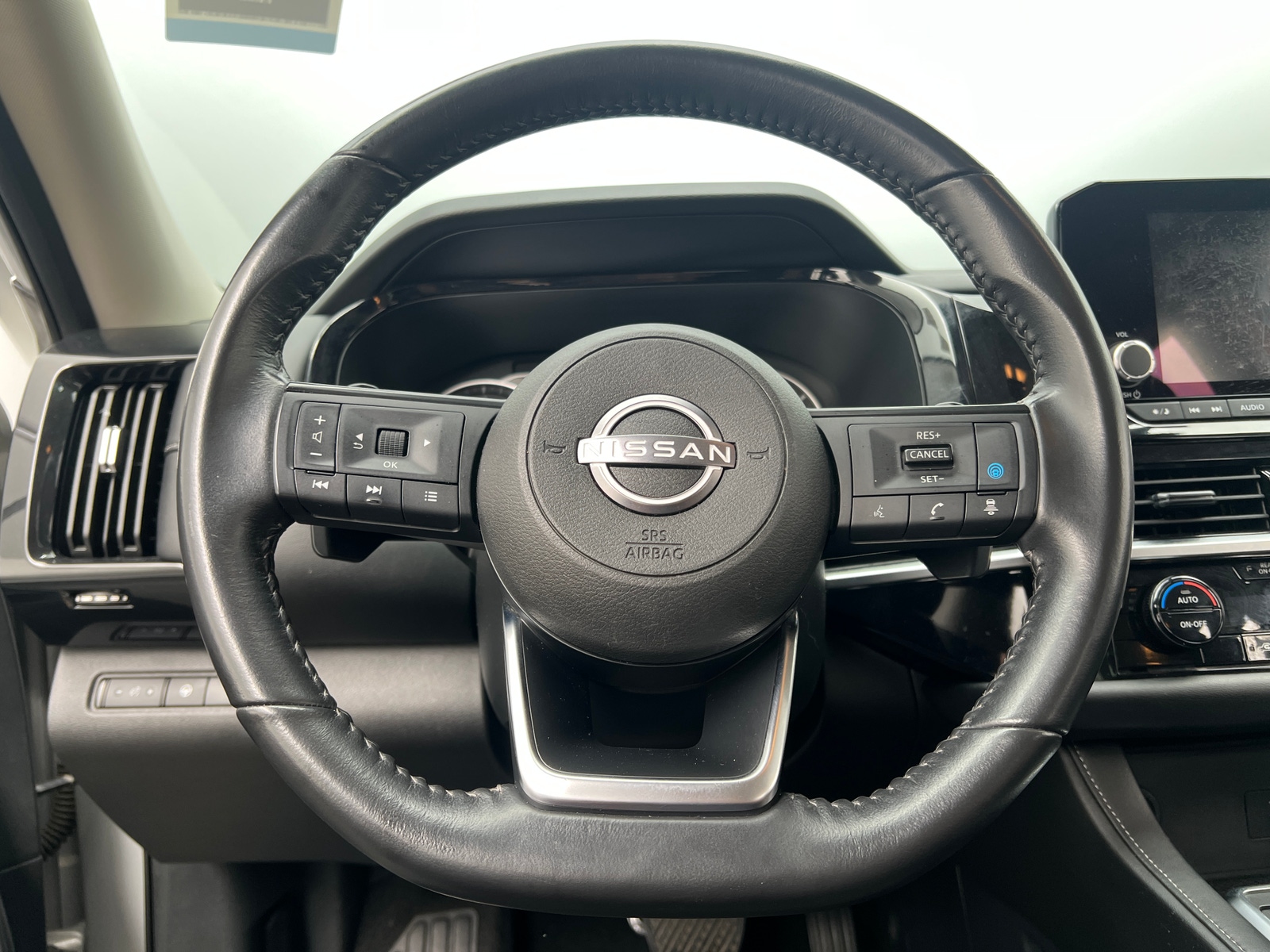 Thumbnail: 2024 Nissan Pathfinder - 5