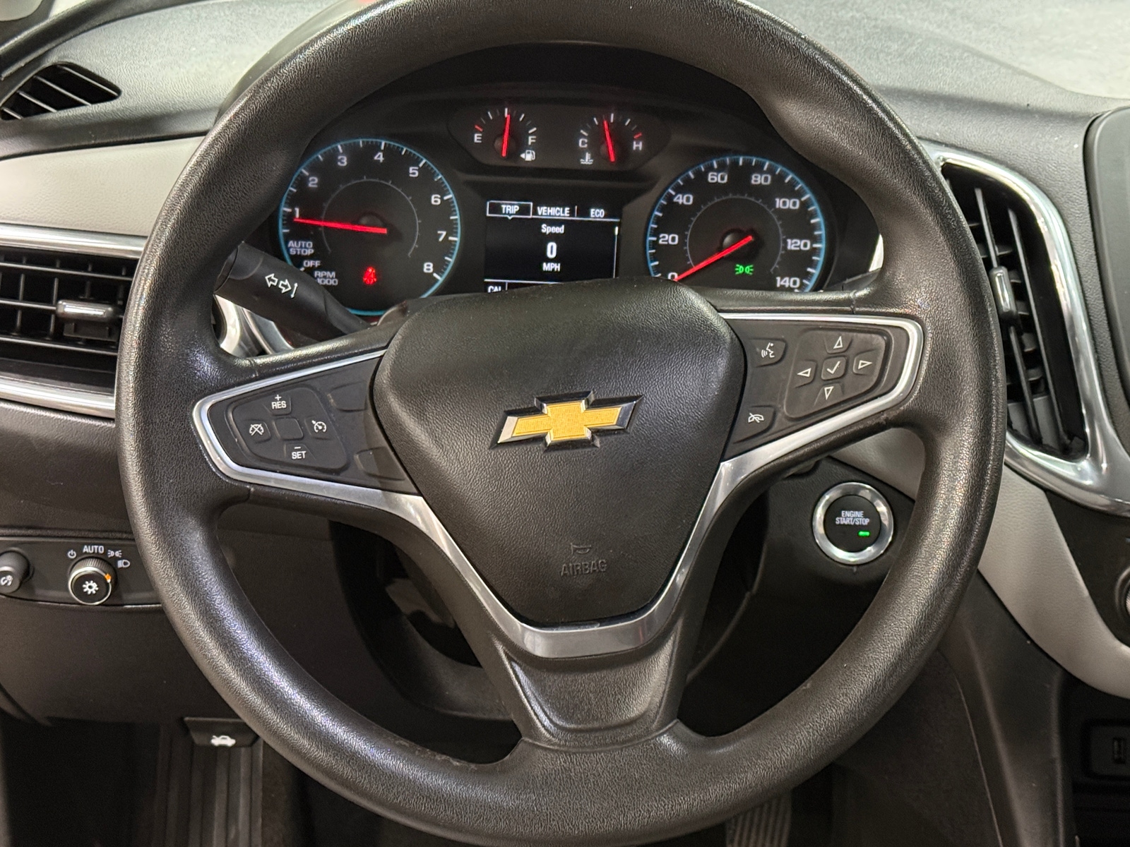 Thumbnail: 2018 Chevrolet Equinox - 5