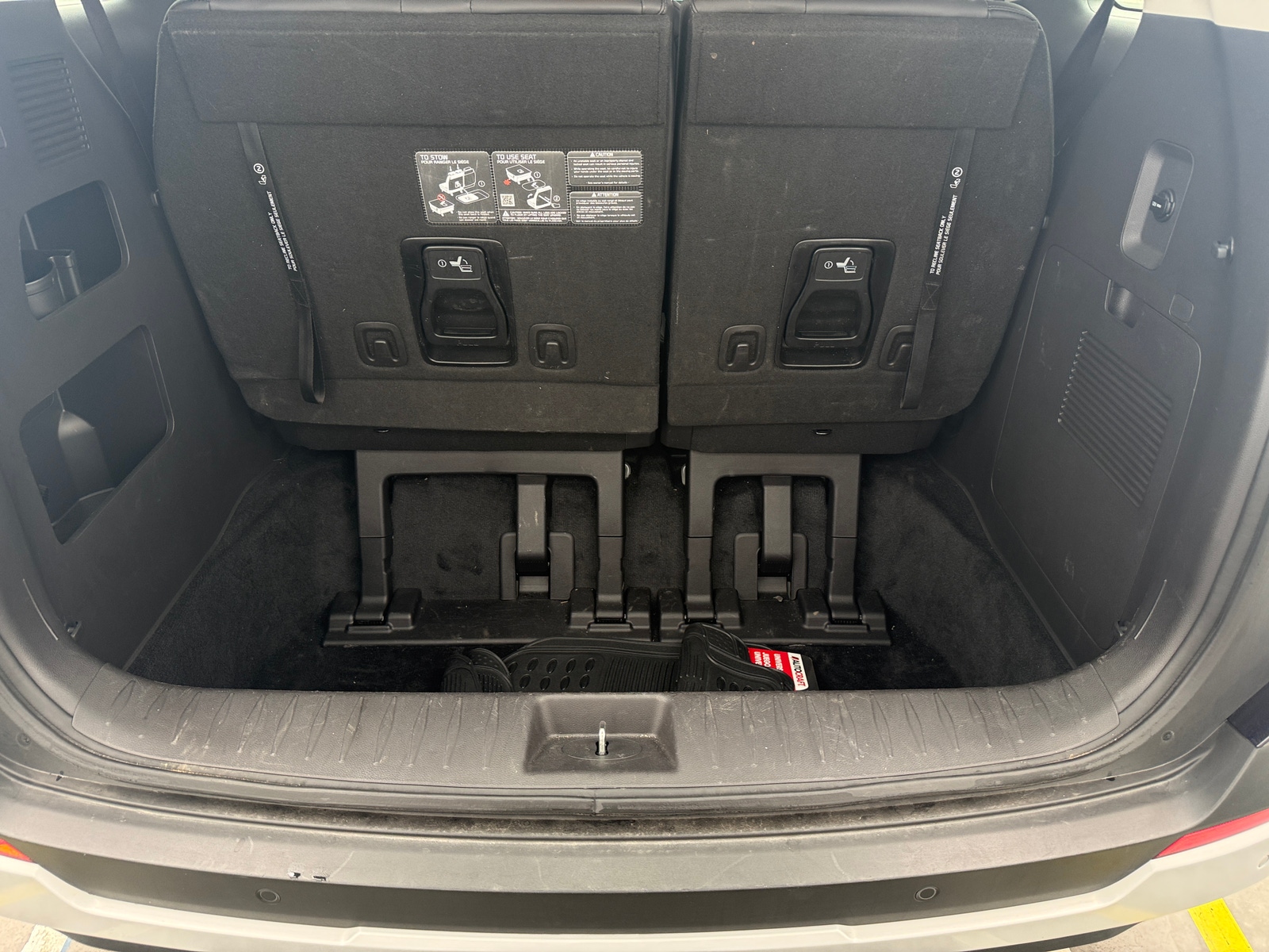 Thumbnail: 2026 Kia Carnival - 6