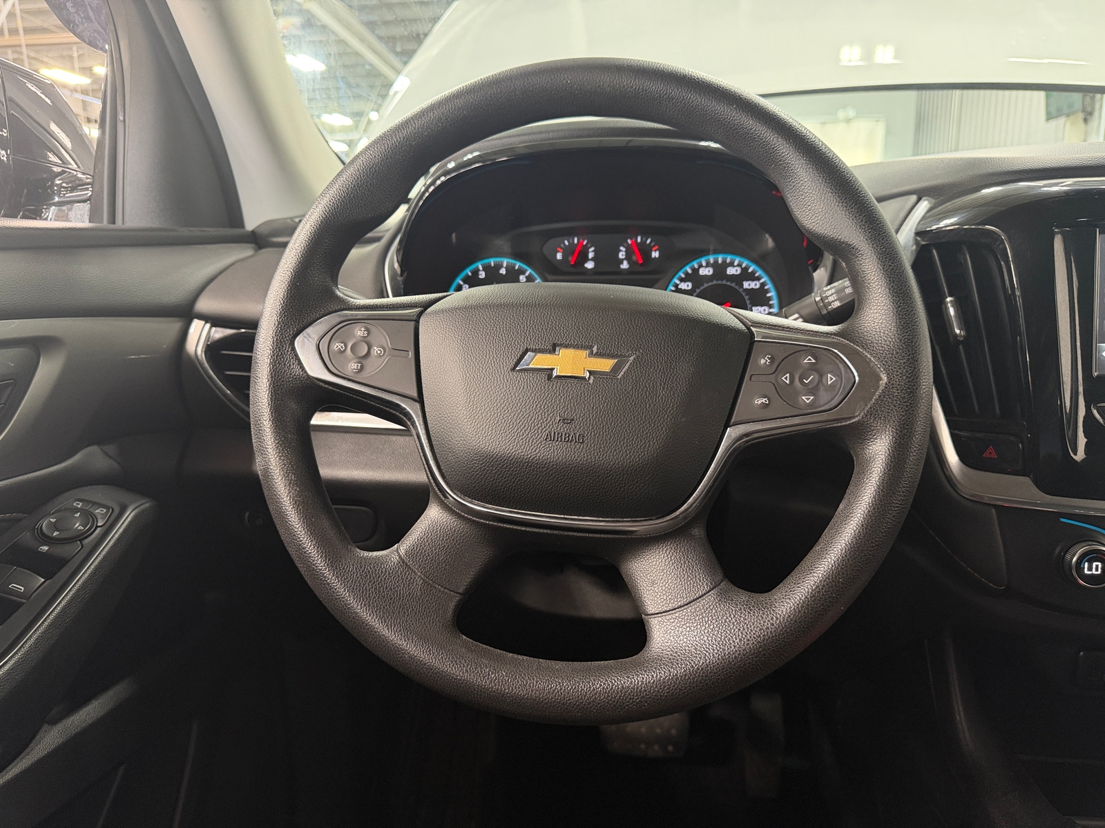 Thumbnail: 2019 Chevrolet Traverse - 5