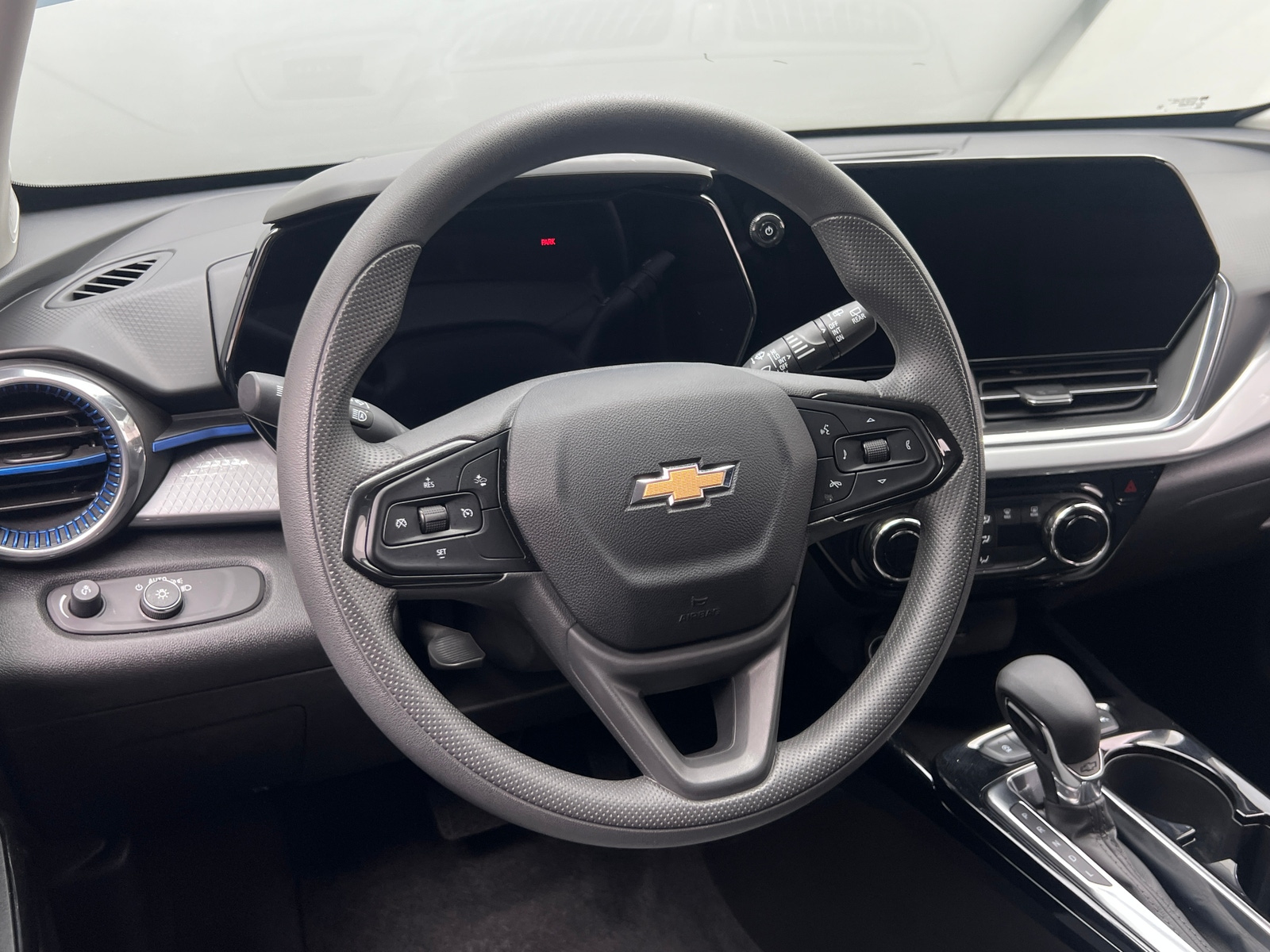 Thumbnail: 2025 Chevrolet Trax - 5