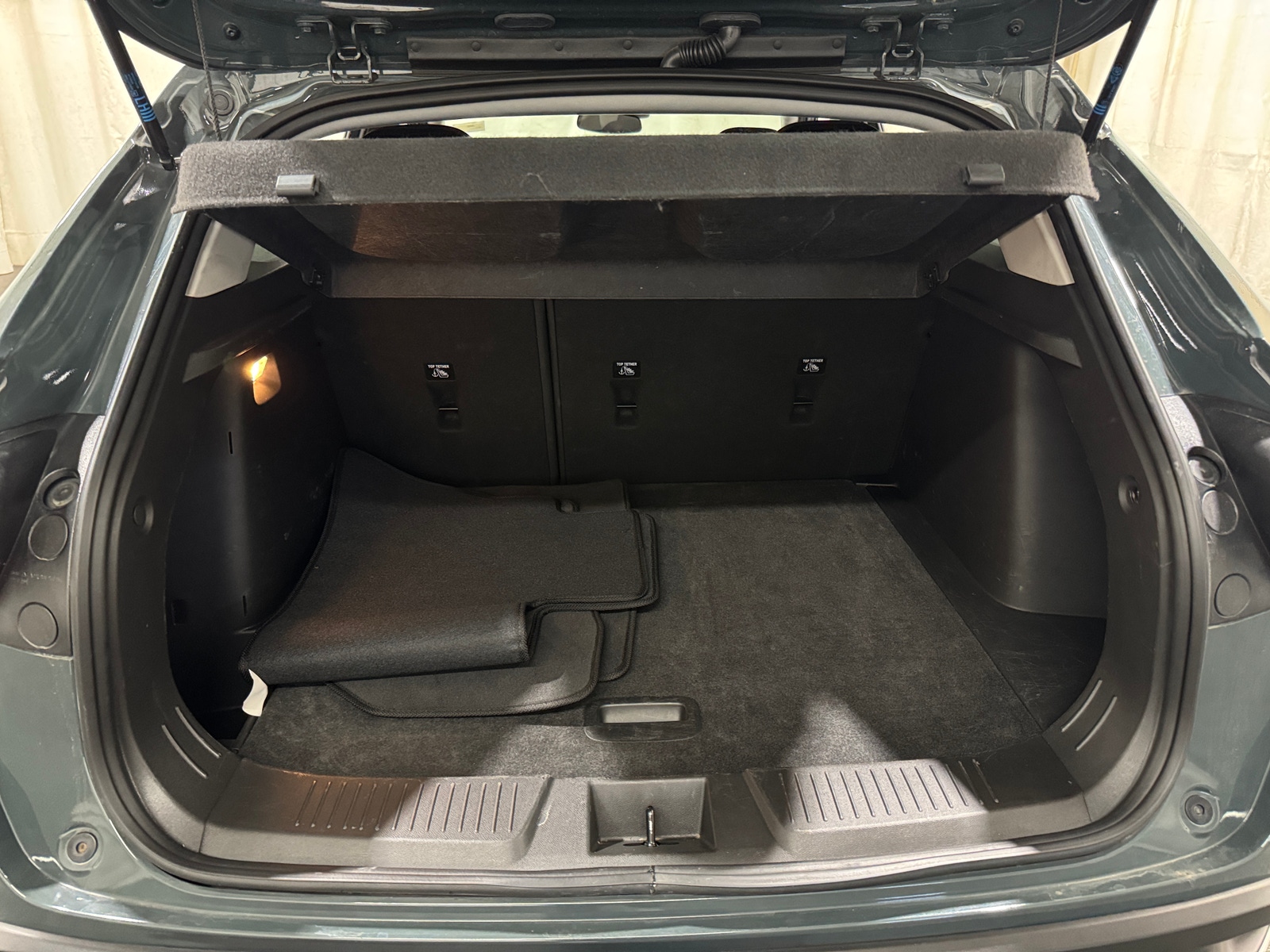 Thumbnail: 2025 Chevrolet Trax - 7