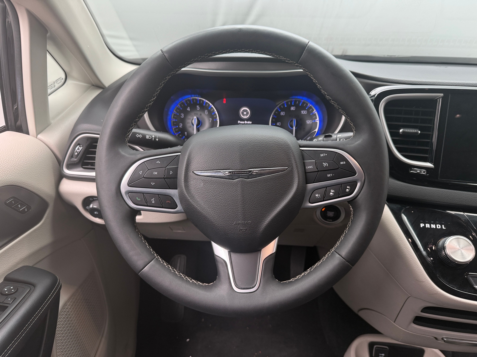 Thumbnail: 2024 Chrysler Pacifica - 4