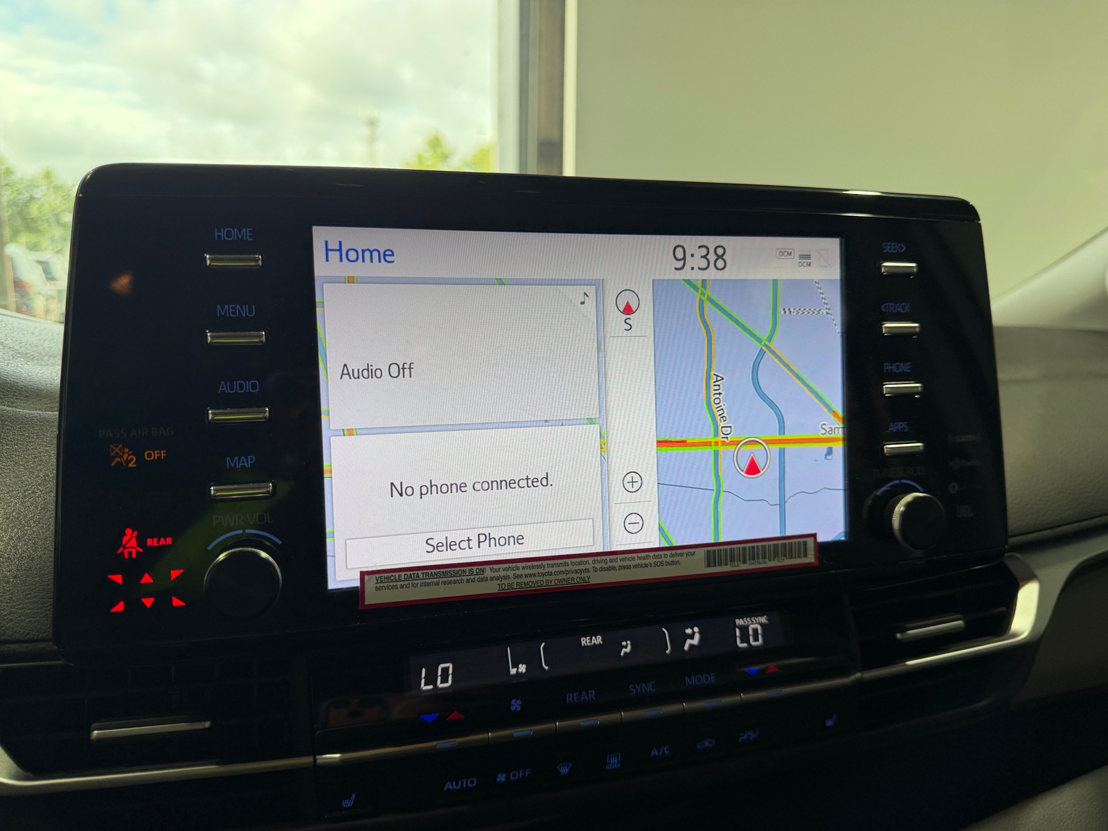 Thumbnail: 2024 Toyota Sienna - 3
