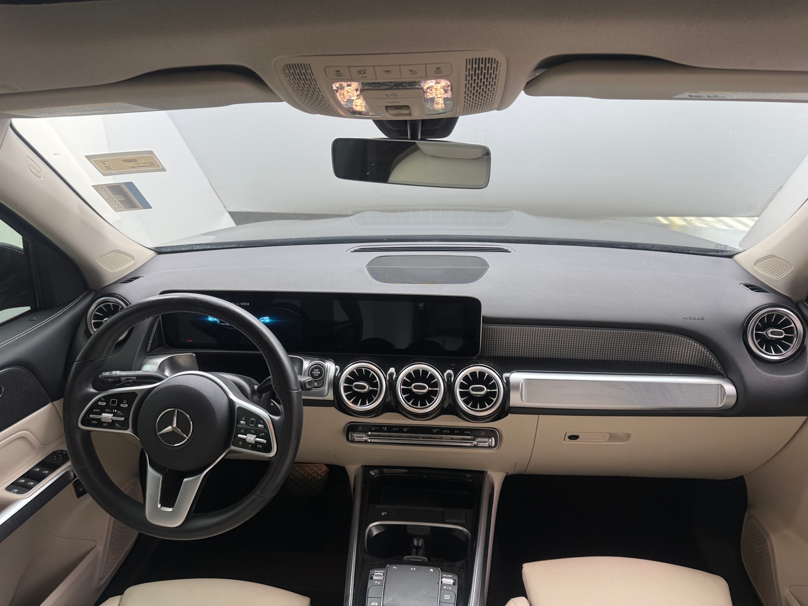Thumbnail: 2021 Mercedes-Benz GLB - 2