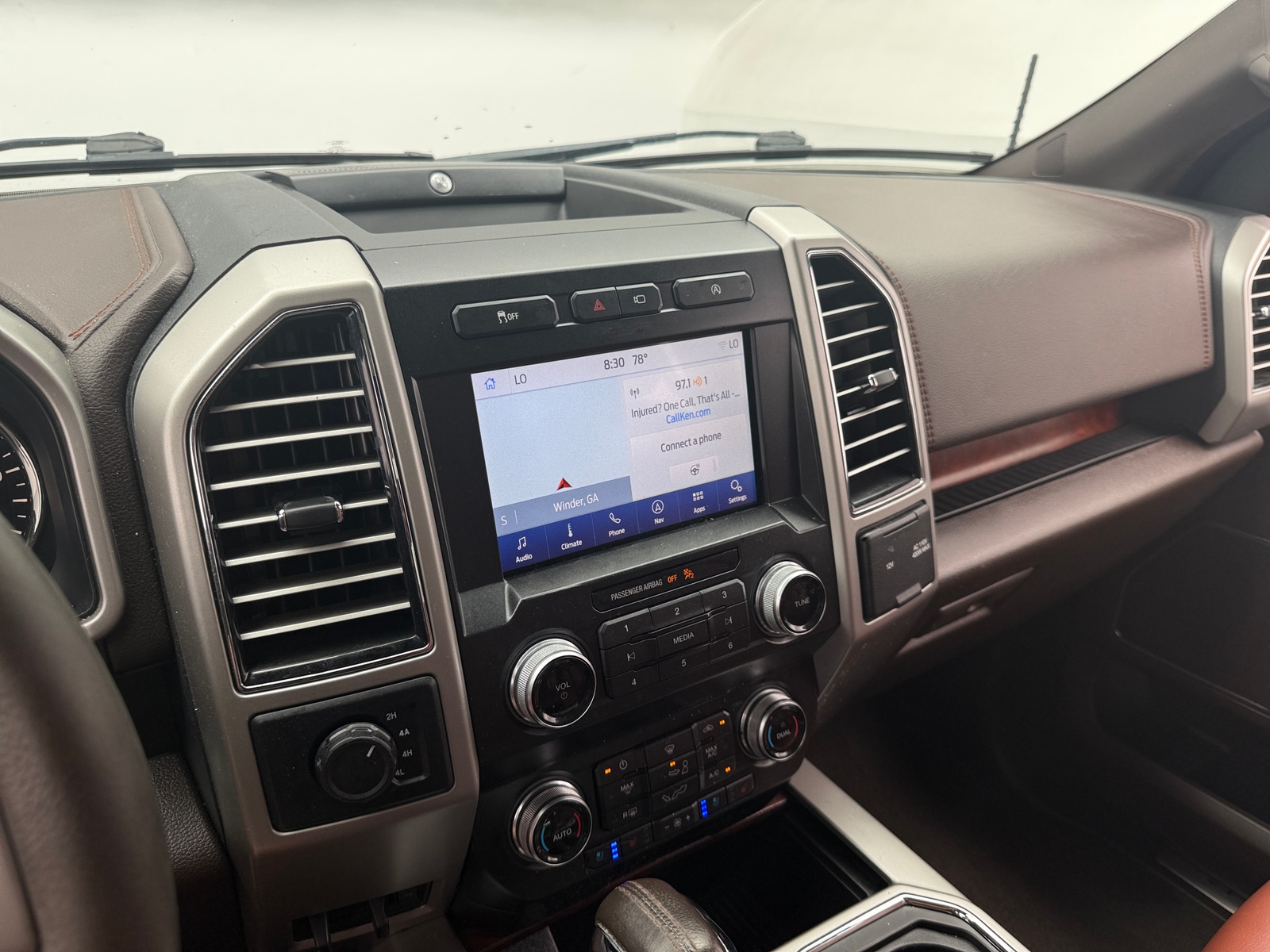 Thumbnail: 2019 Ford Econoline - 3