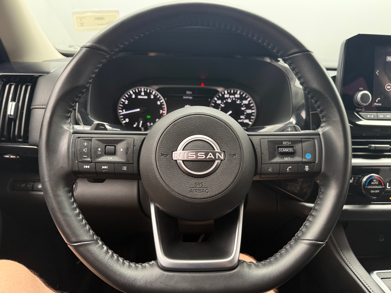 Thumbnail: 2025 Nissan Pathfinder - 5