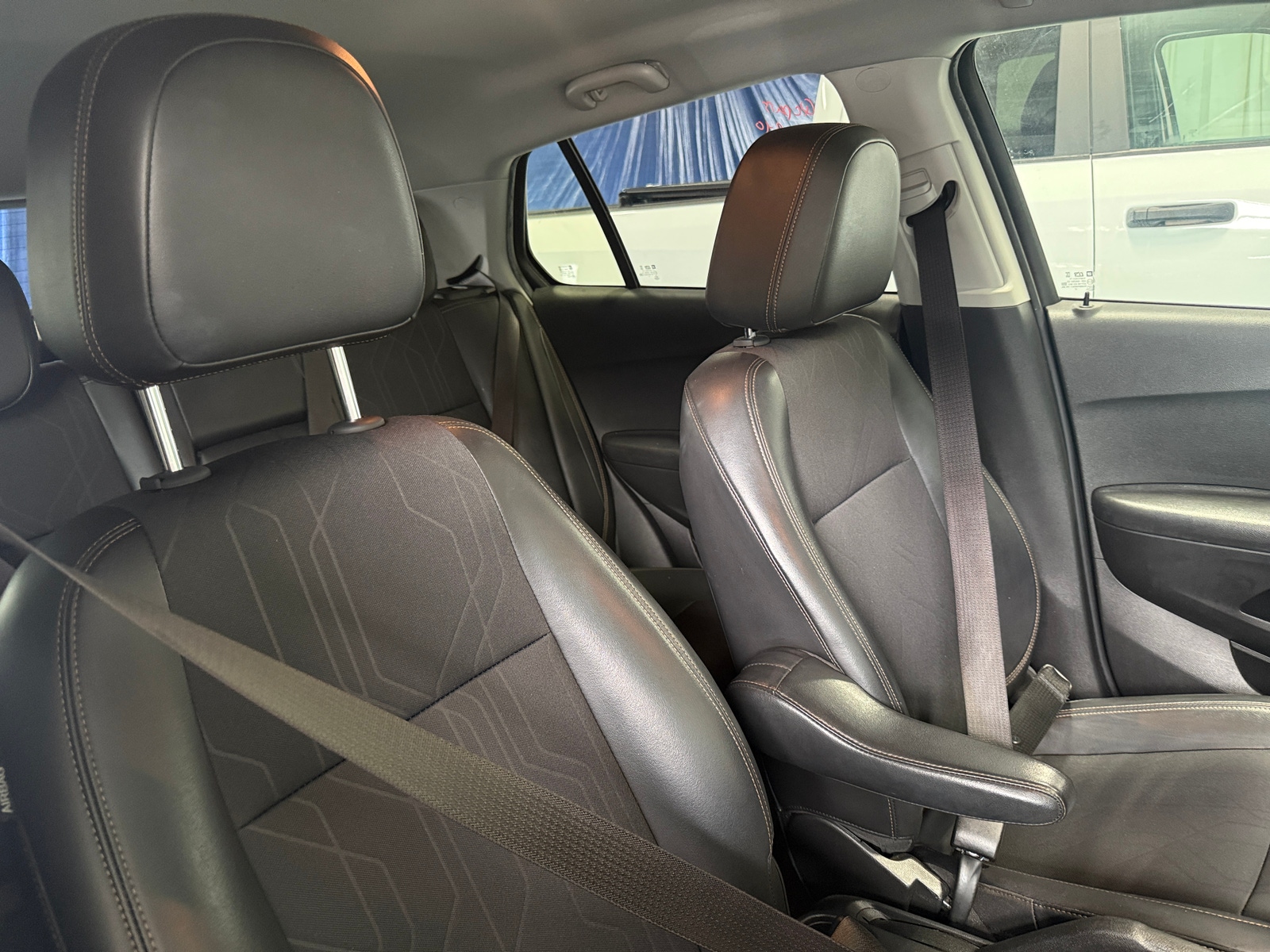 Thumbnail: 2018 Chevrolet Trax - 2