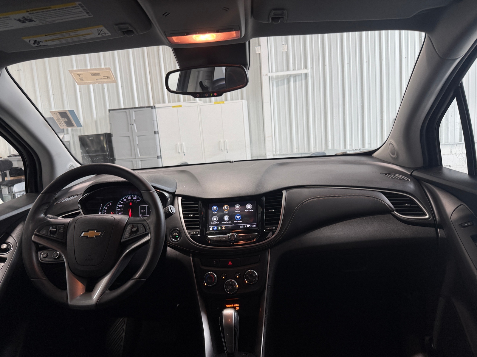 Thumbnail: 2018 Chevrolet Trax - 3