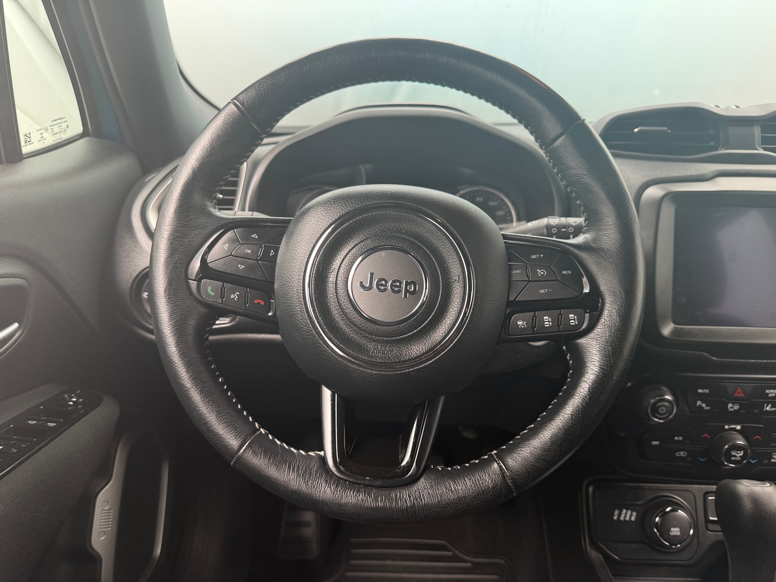 Thumbnail: 2021 Jeep Renegade - 5