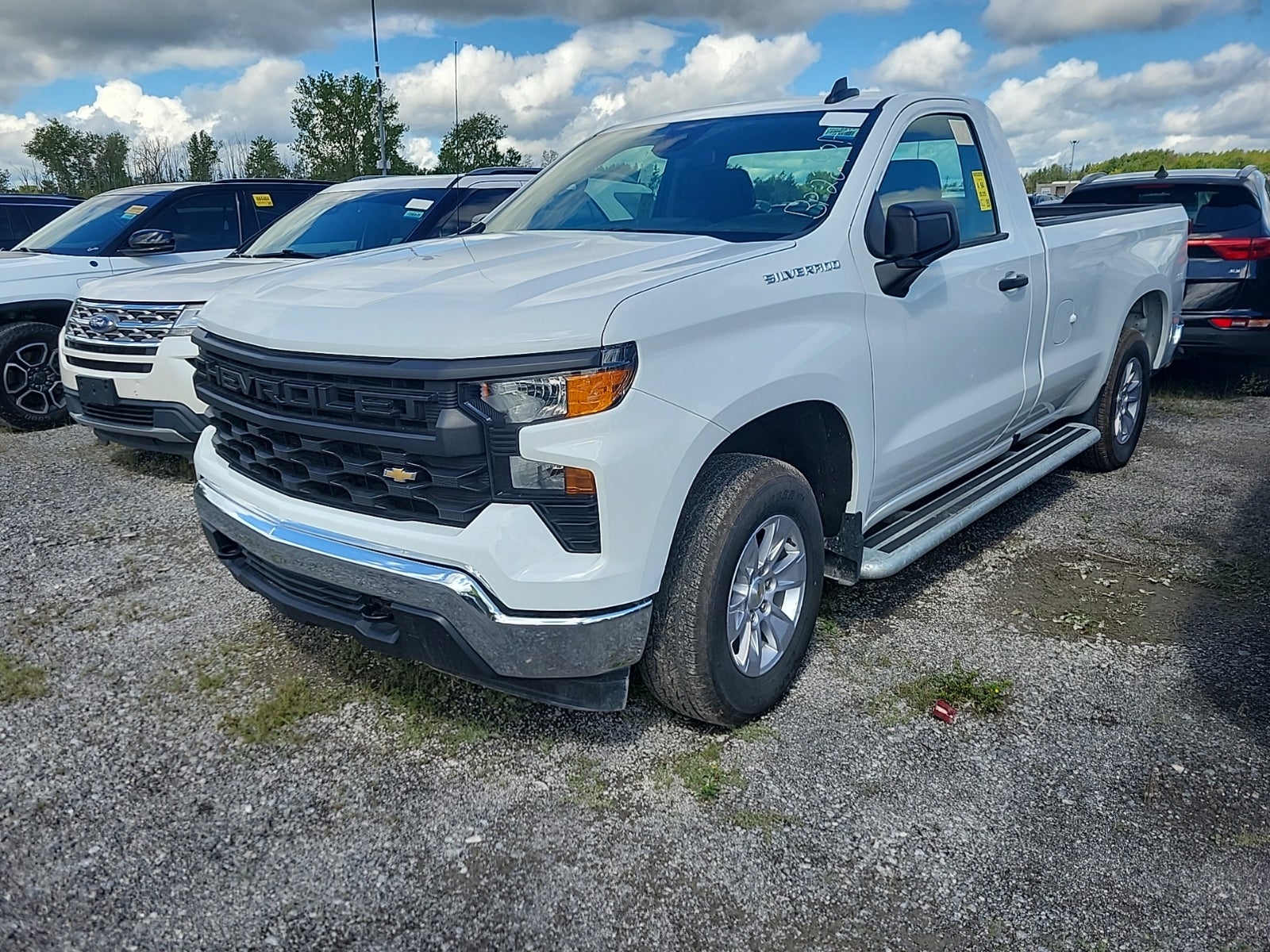 2025 Chevrolet Silverado 1500 2WD Reg Cab 140" Work Truck