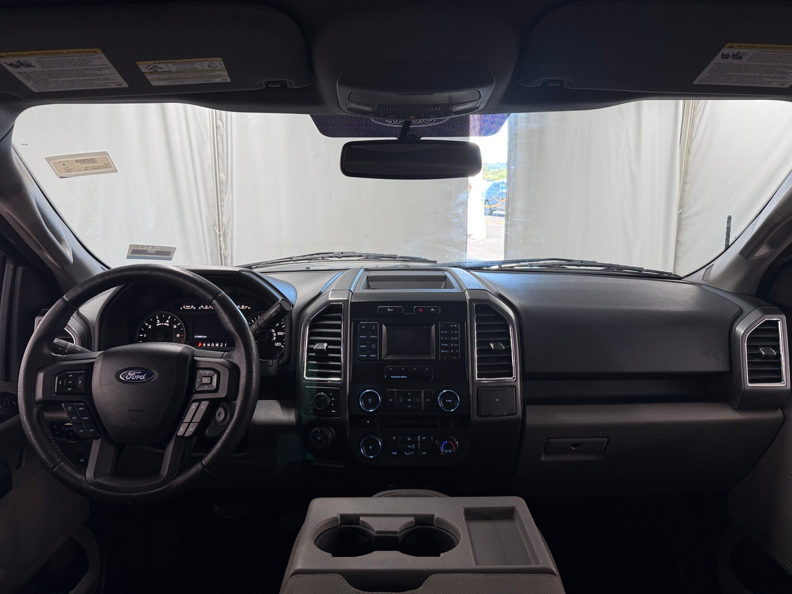 Thumbnail: 2016 Ford Econoline - 3