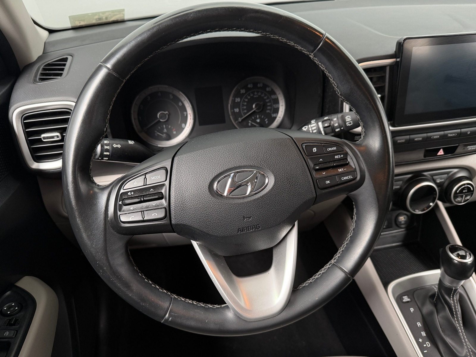Thumbnail: 2021 Hyundai Venue - 5