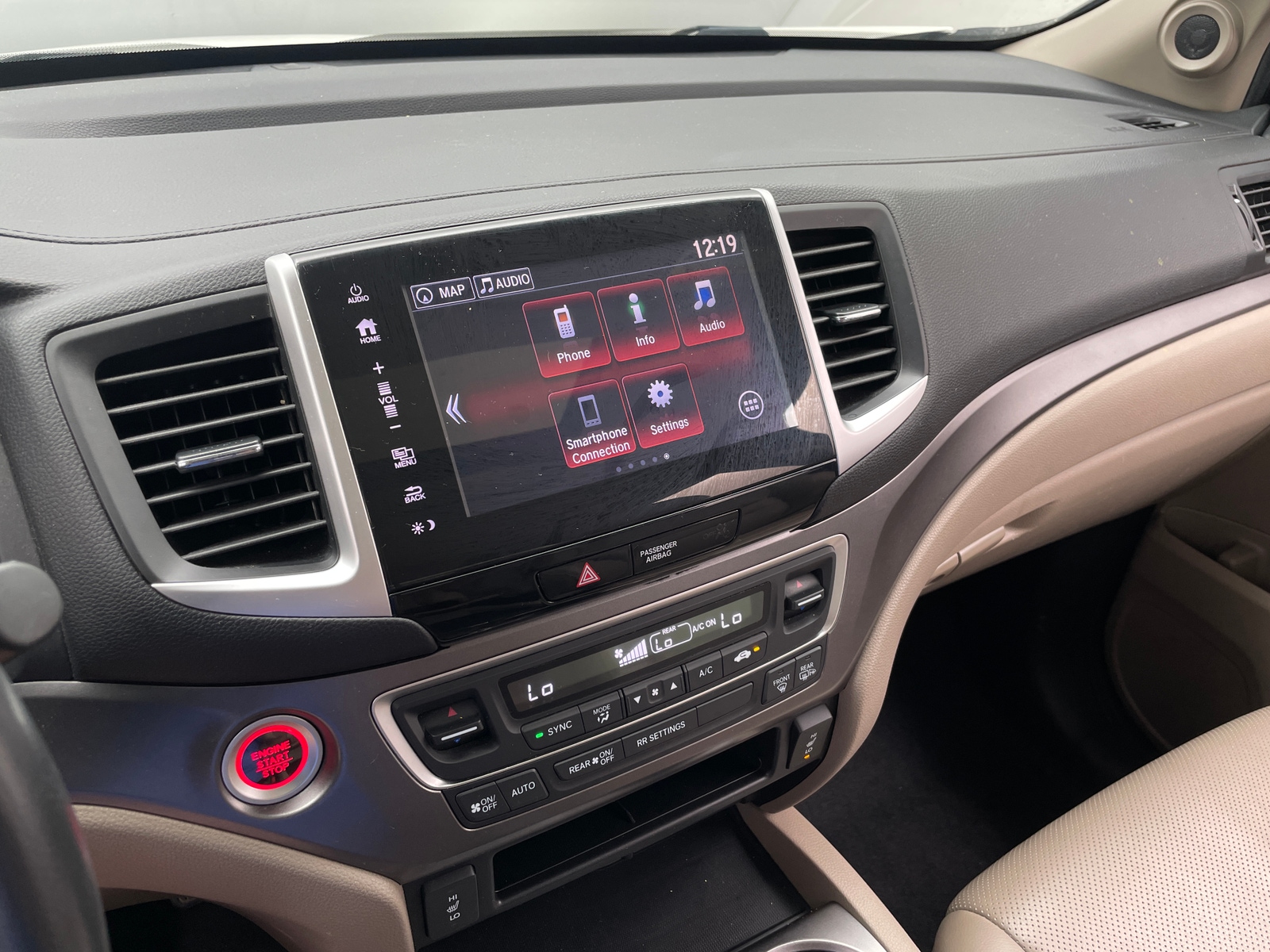 Thumbnail: 2019 Honda Ridgeline - 3