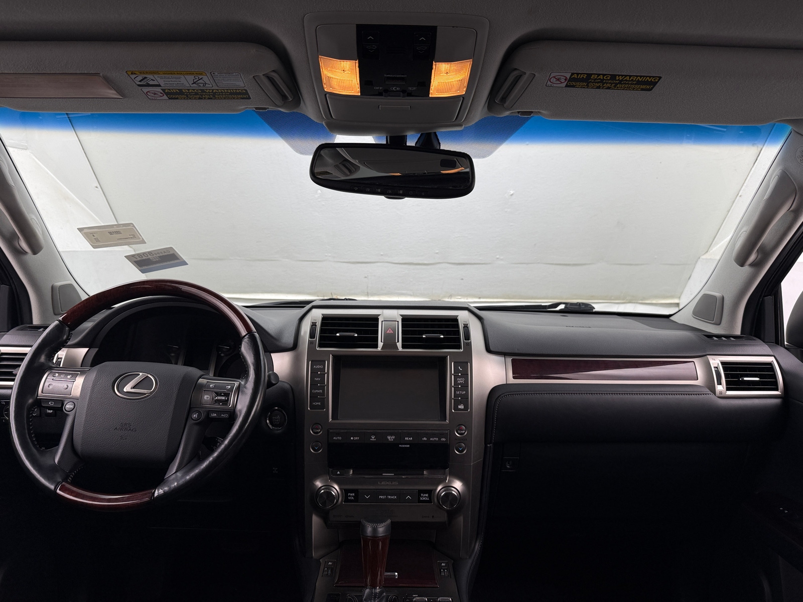 Thumbnail: 2016 Lexus GX - 2