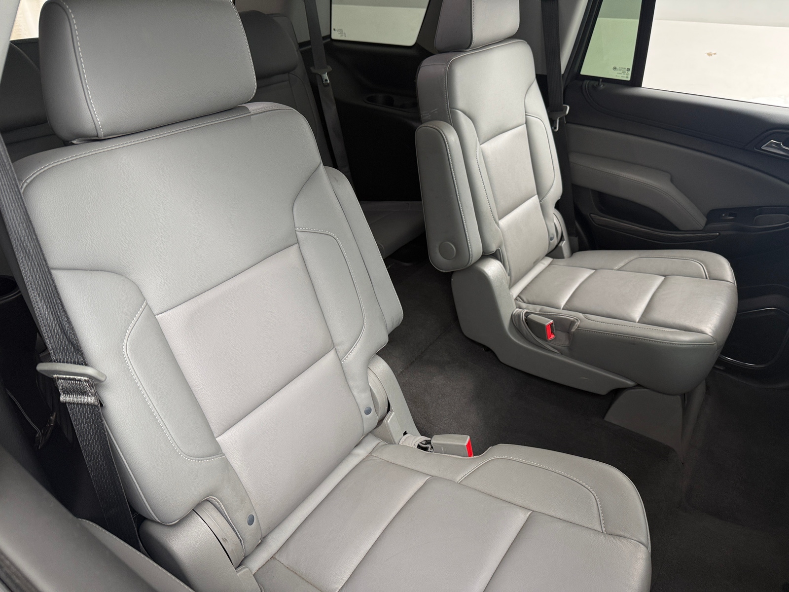 Thumbnail: 2019 Chevrolet Tahoe - 5