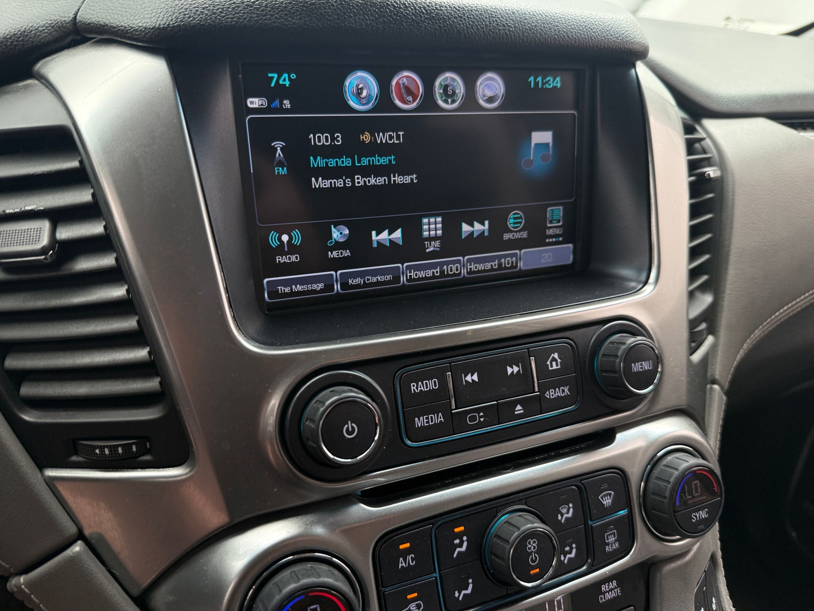 Thumbnail: 2019 Chevrolet Tahoe - 3