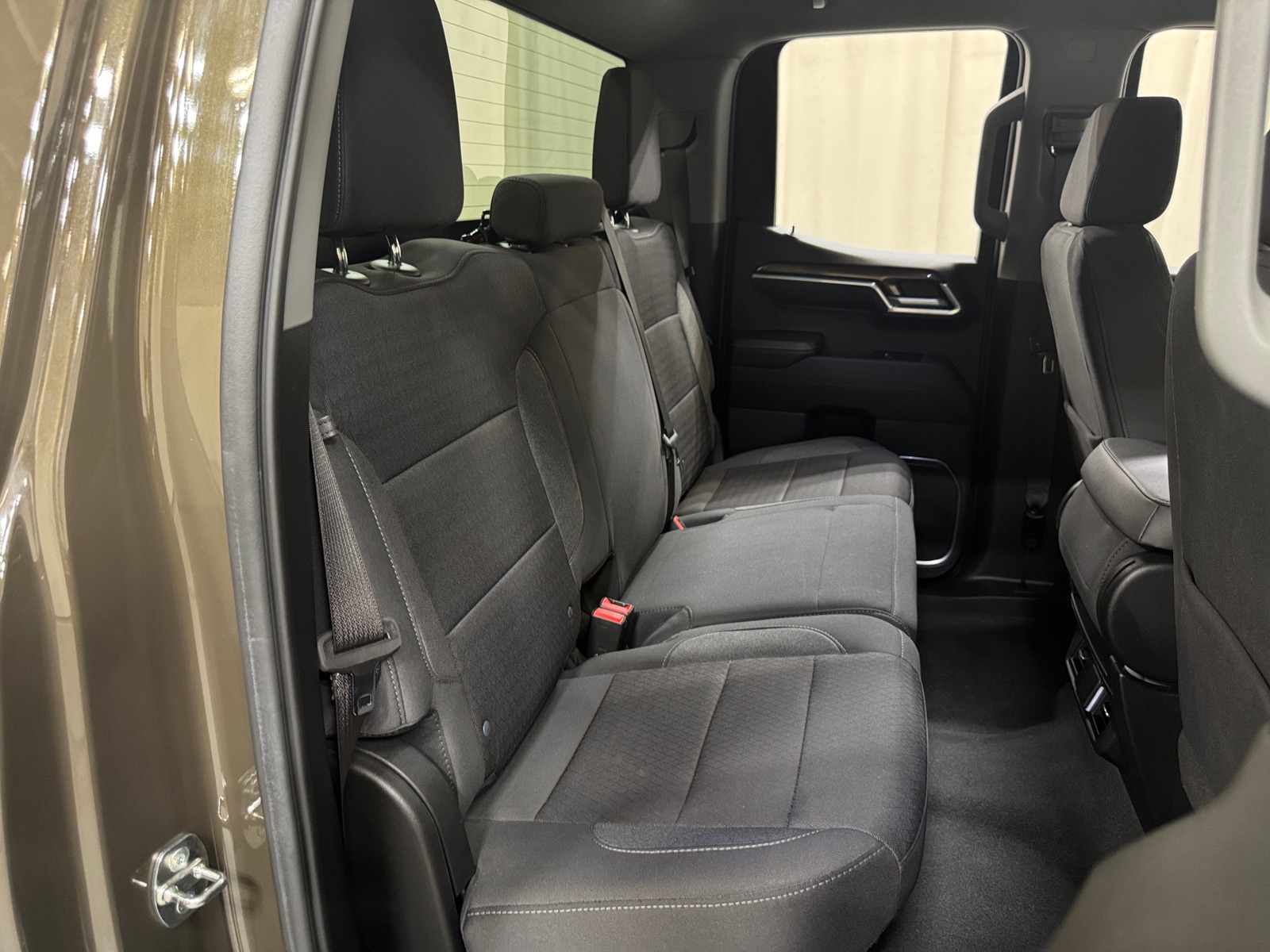 Thumbnail: 2023 Chevrolet Silverado 1500 - 6
