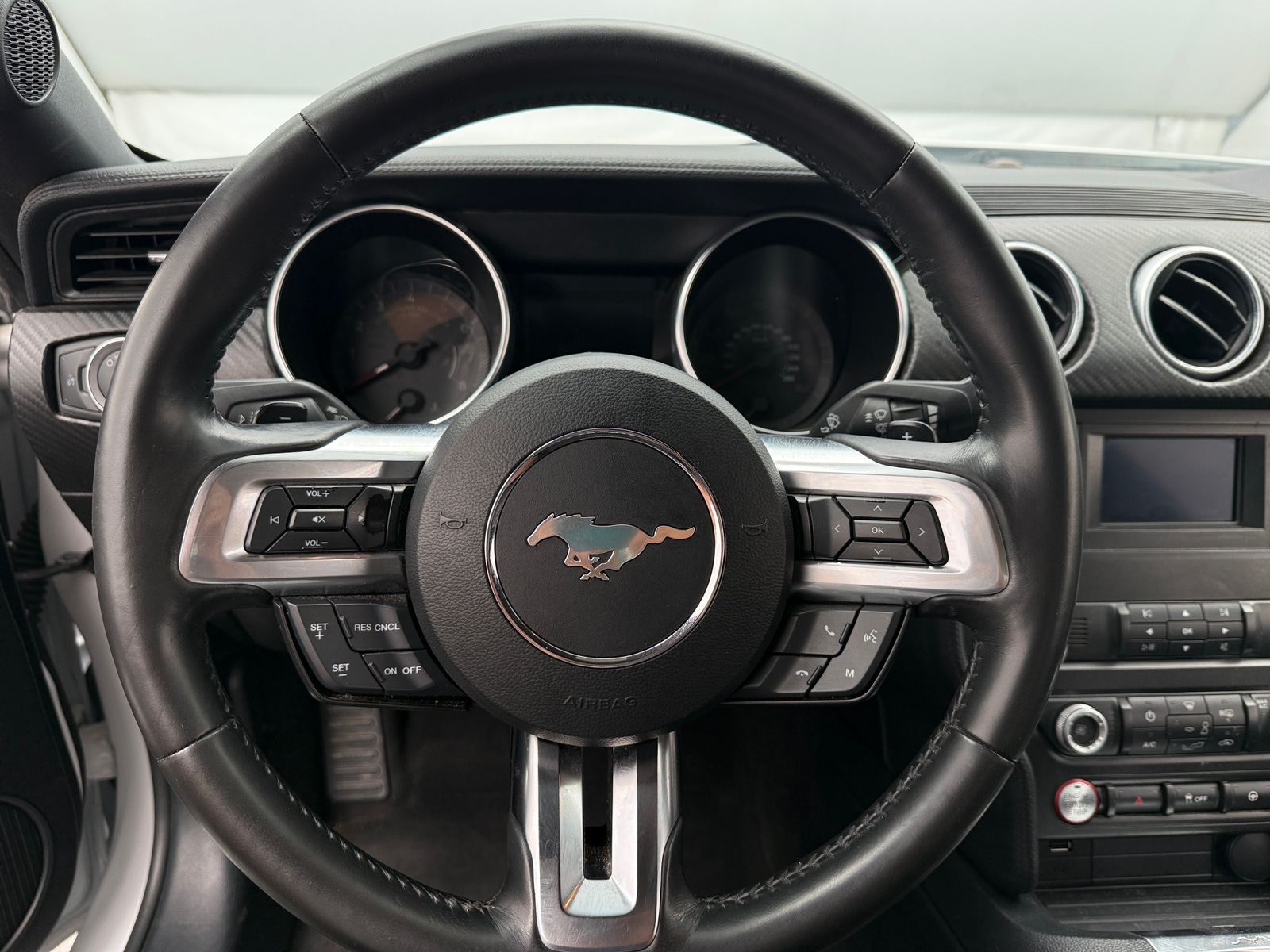 Thumbnail: 2022 Ford Mustang - 4