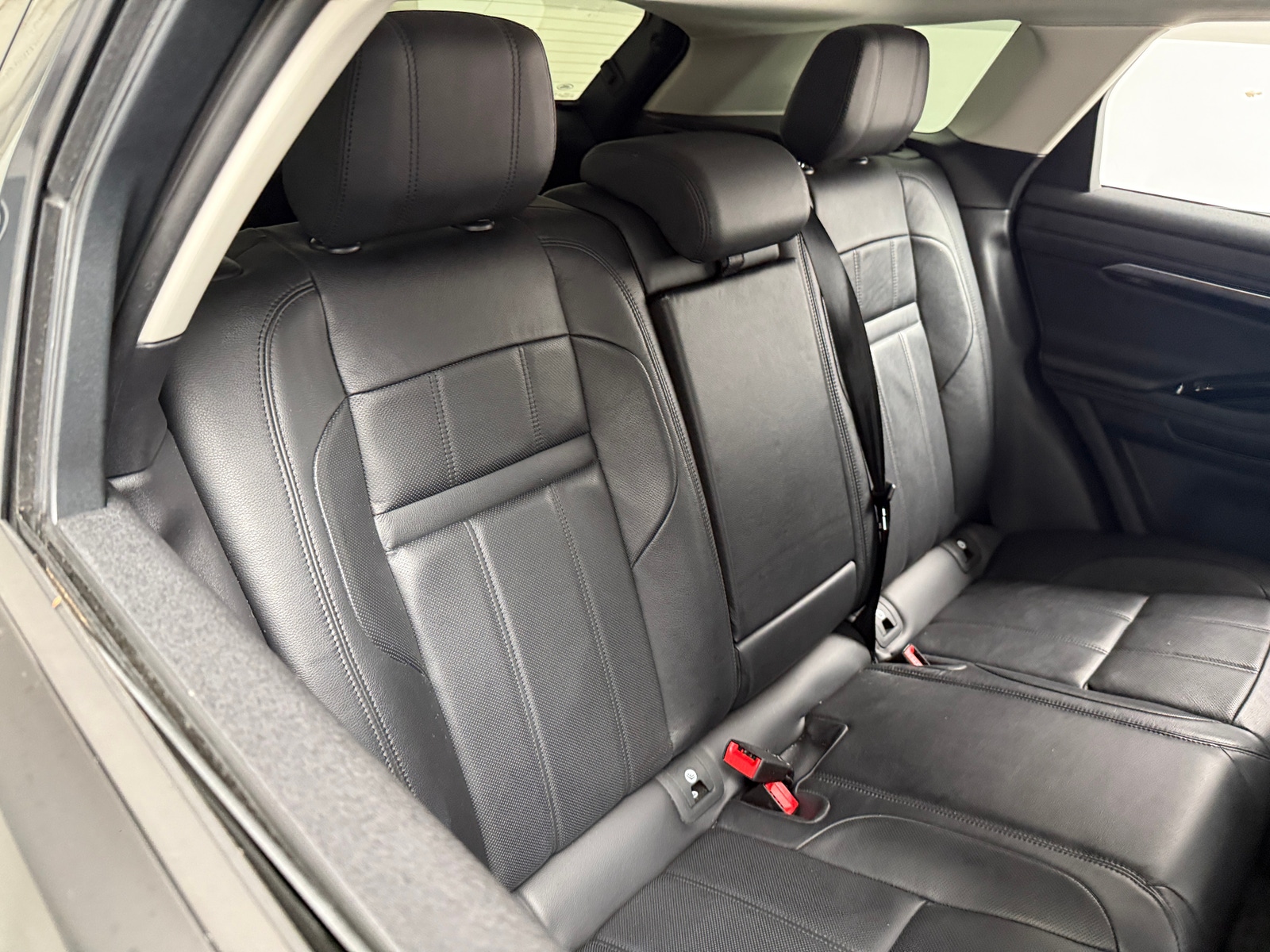 Thumbnail: 2020 Land Rover Range Rover Evoque - 5