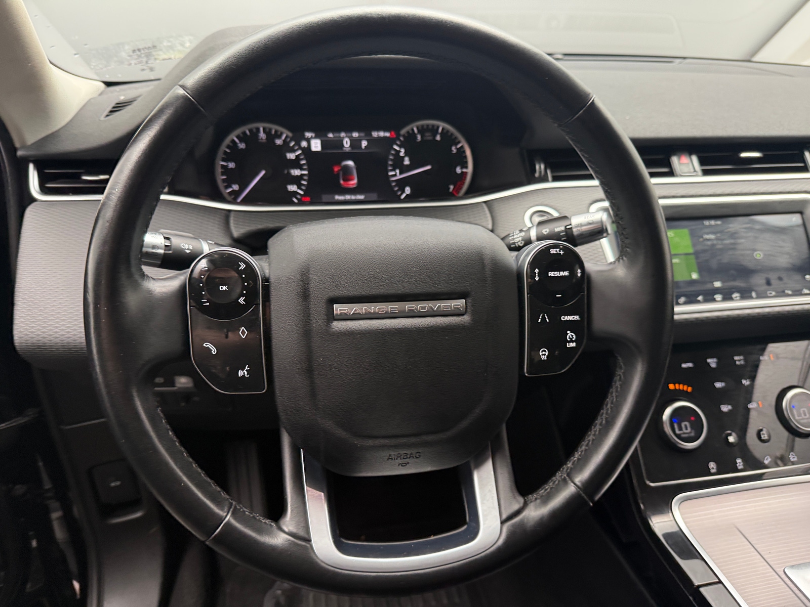 Thumbnail: 2020 Land Rover Range Rover Evoque - 4