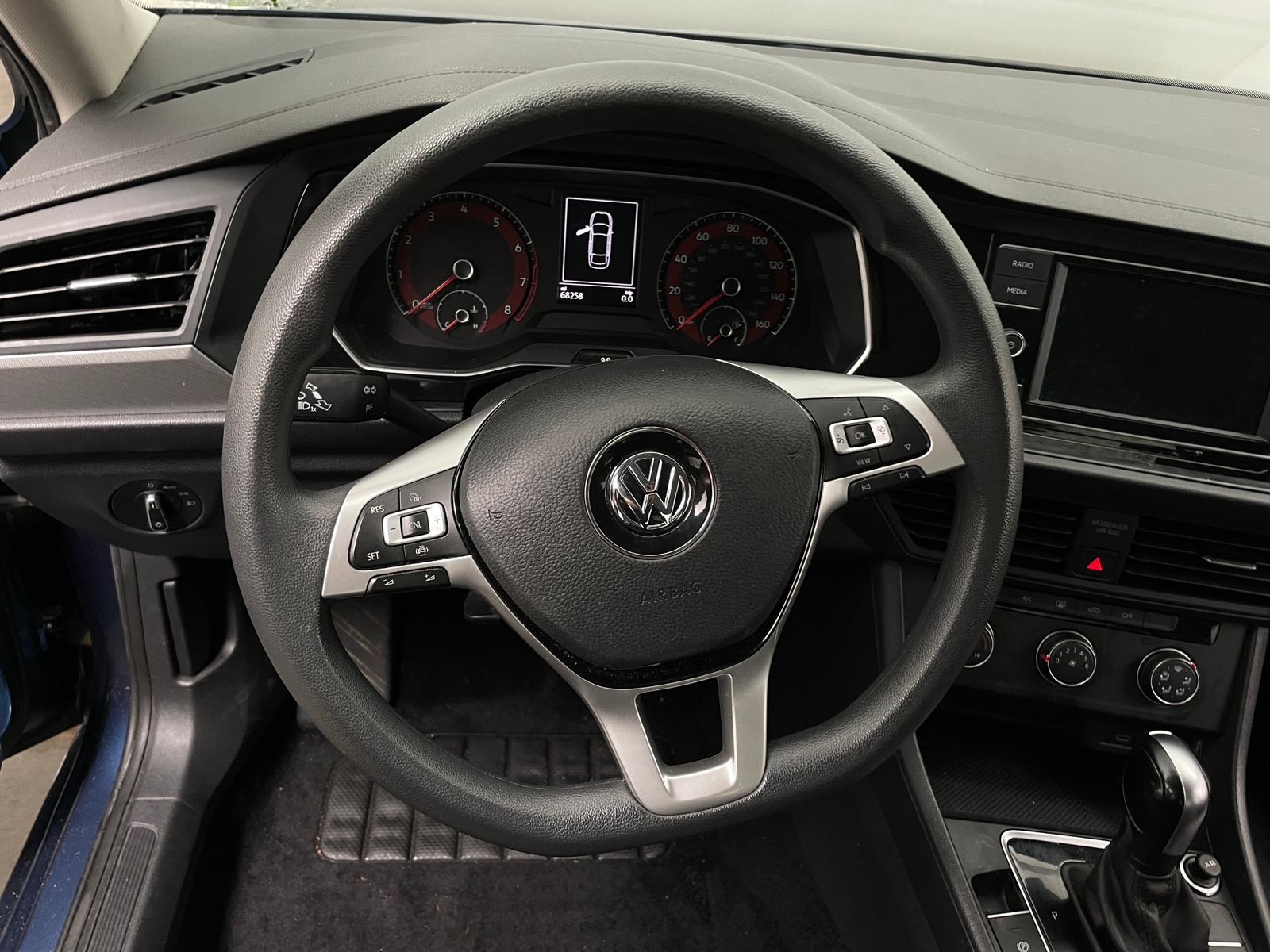 Thumbnail: 2021 Volkswagen Jetta - 5
