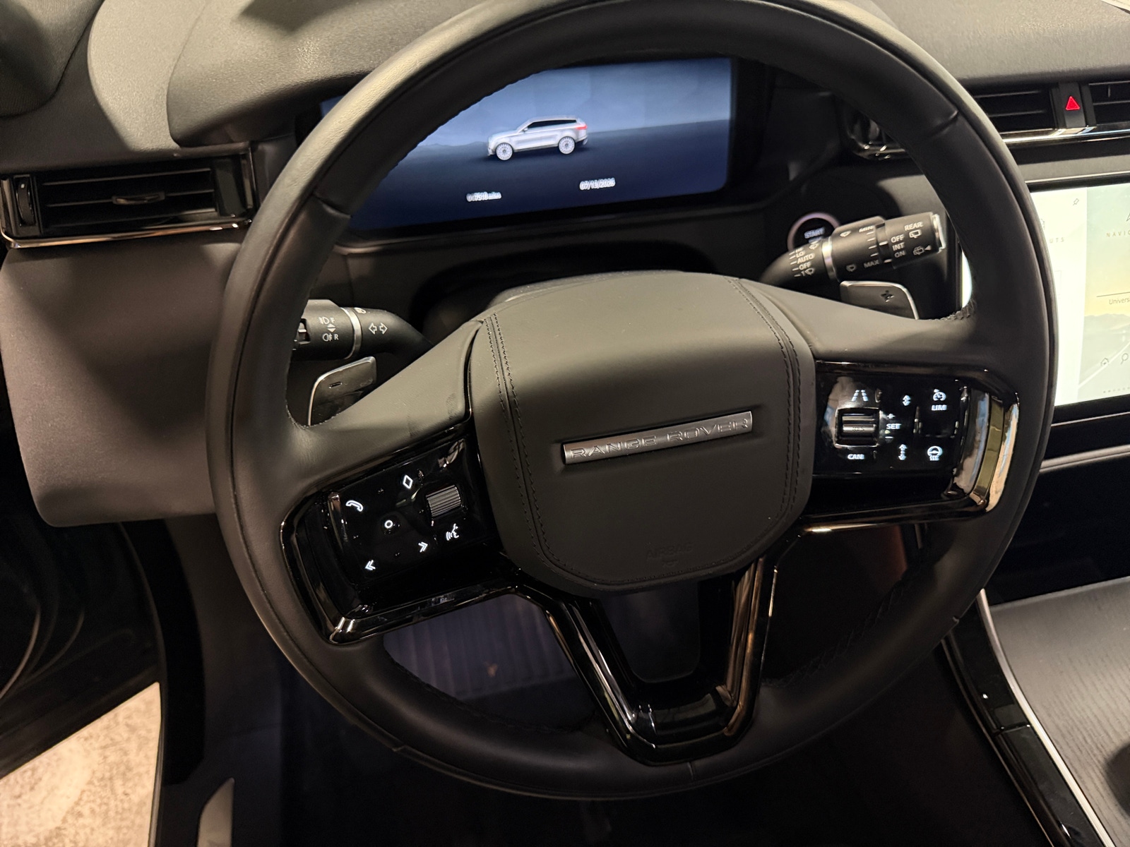 Thumbnail: 2024 Land Rover Range Rover Velar - 4
