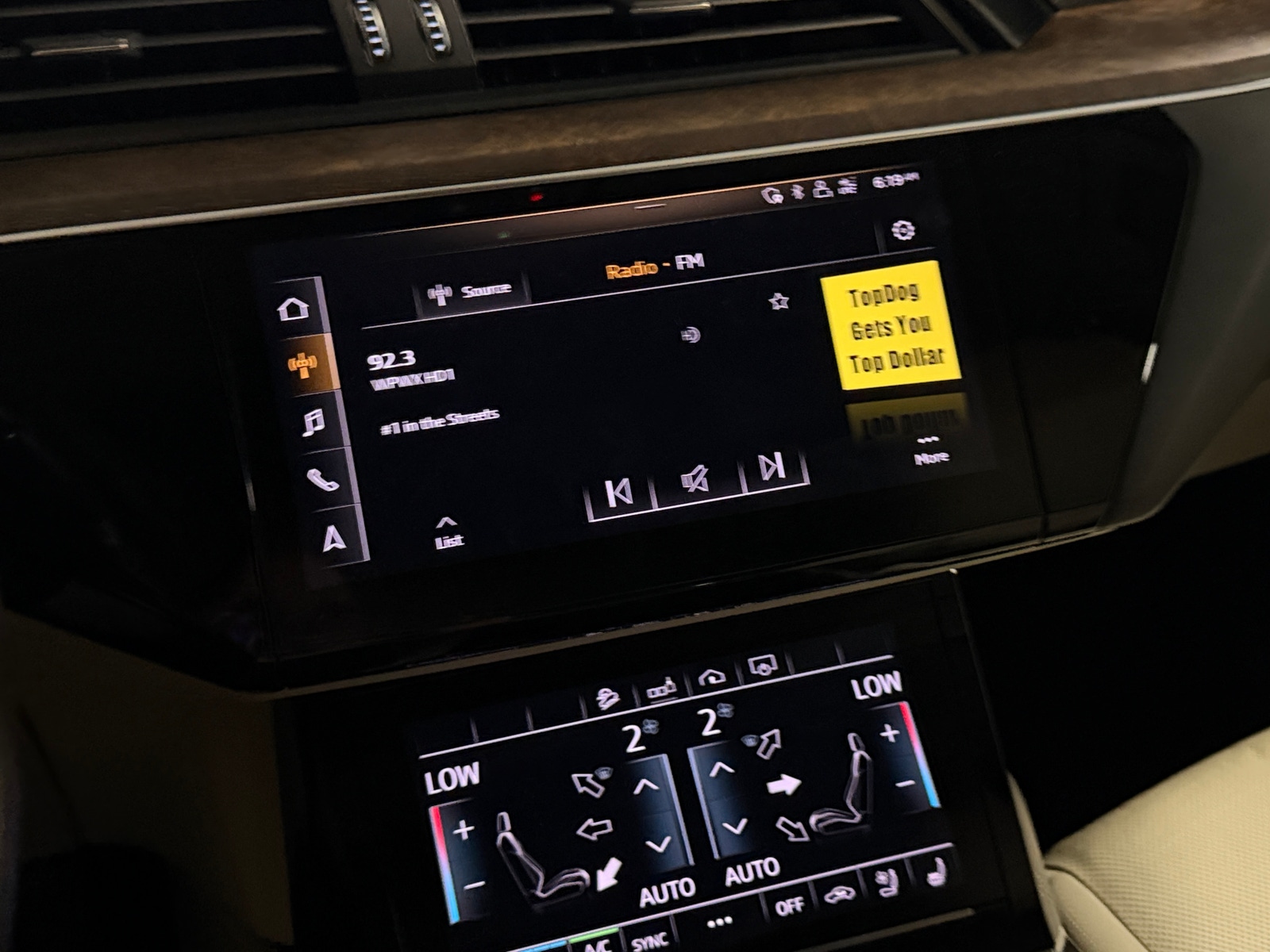 Thumbnail: 2019 Audi e-tron - 3