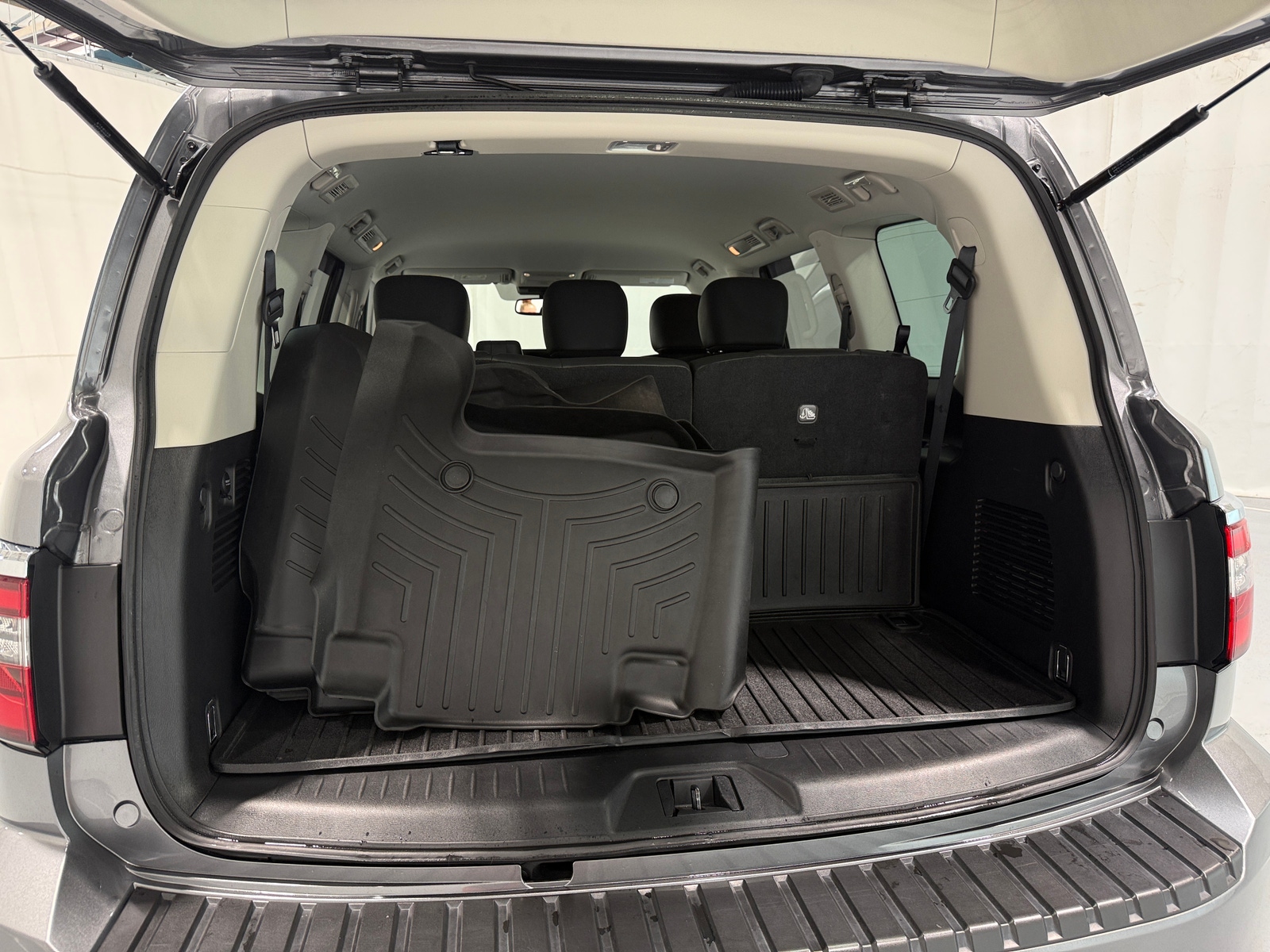 Thumbnail: 2023 Nissan Armada - 6