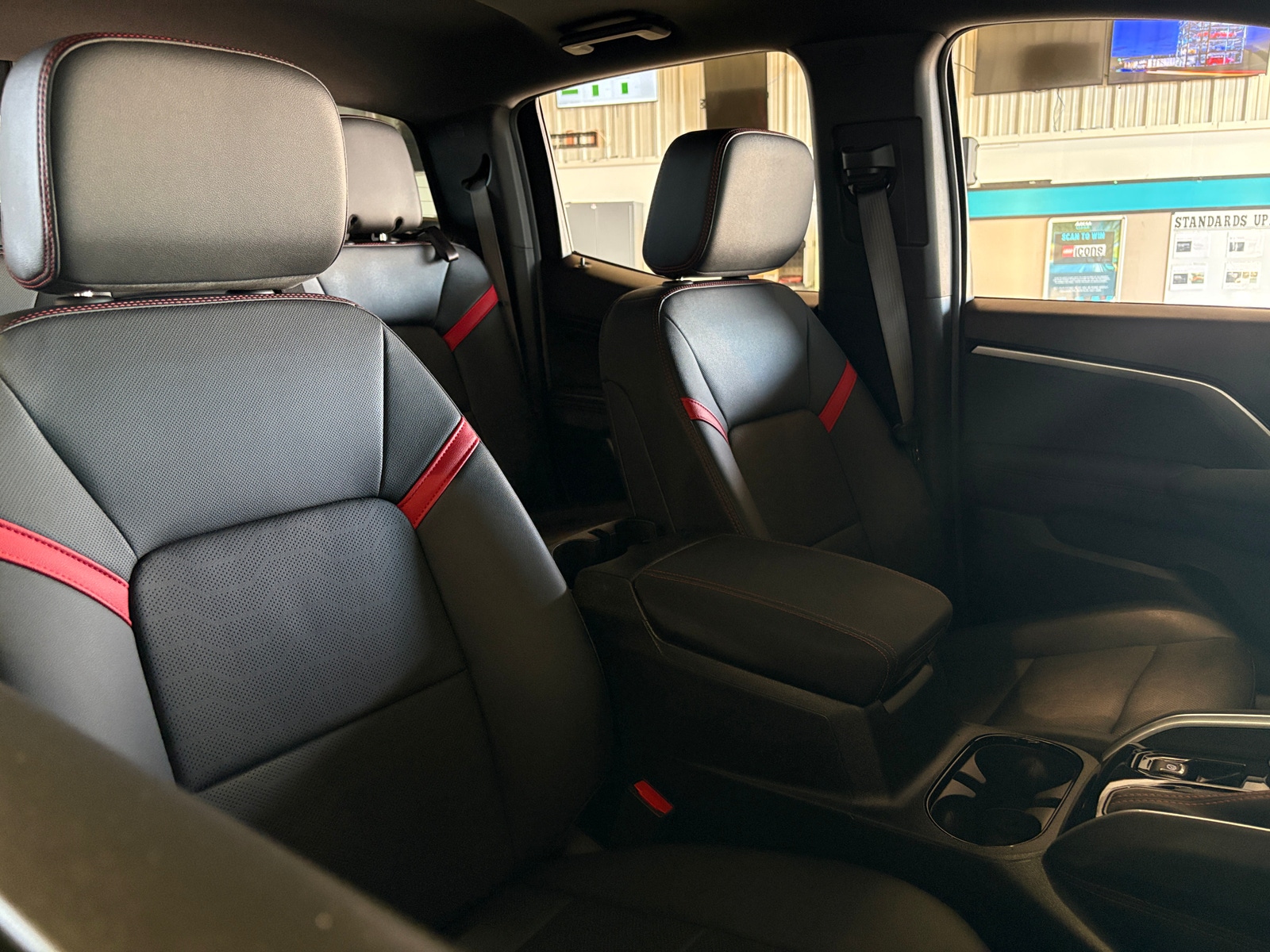 Thumbnail: 2026 Chevrolet Colorado - 2