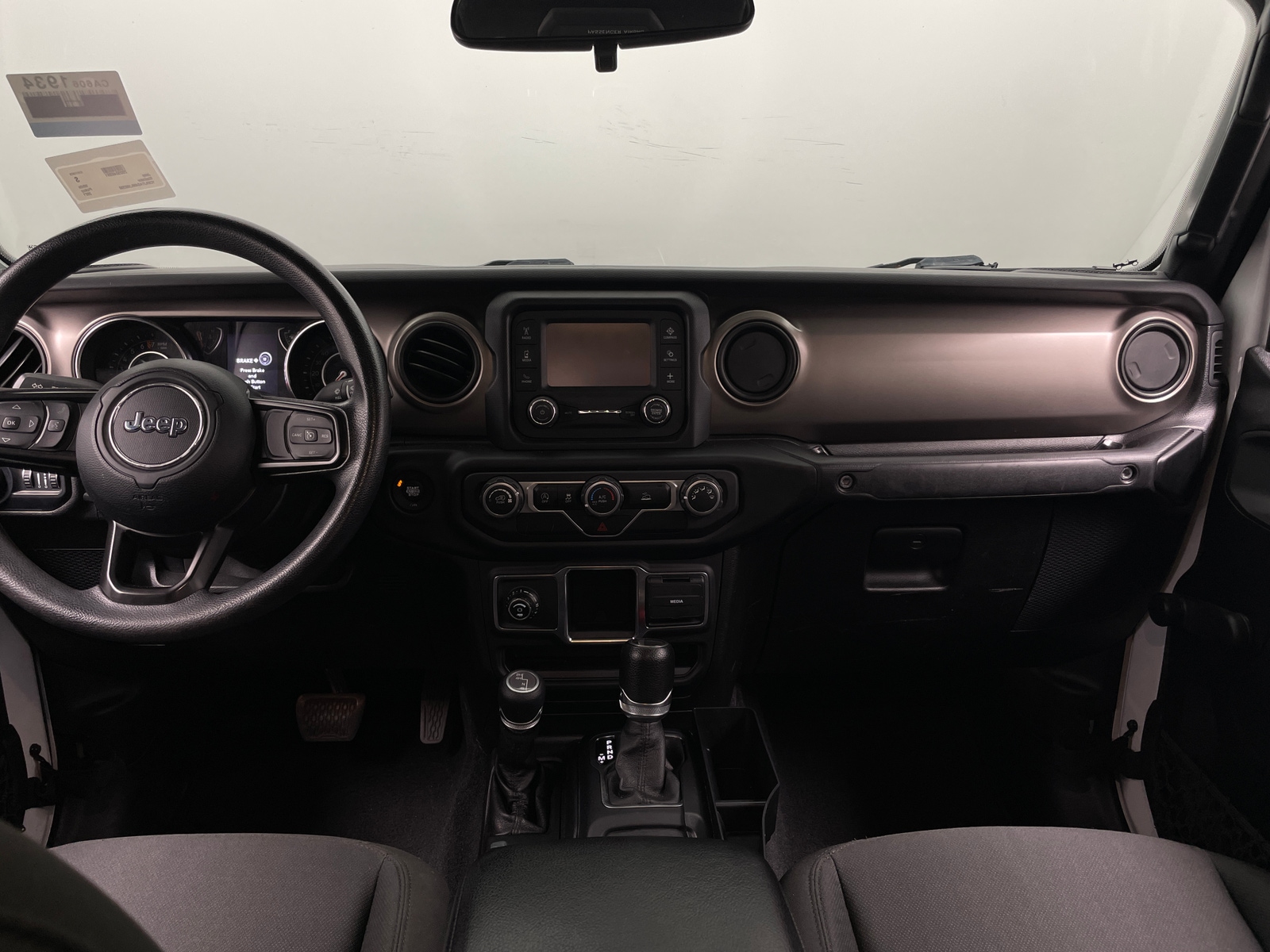 Thumbnail: 2021 Jeep Gladiator - 3