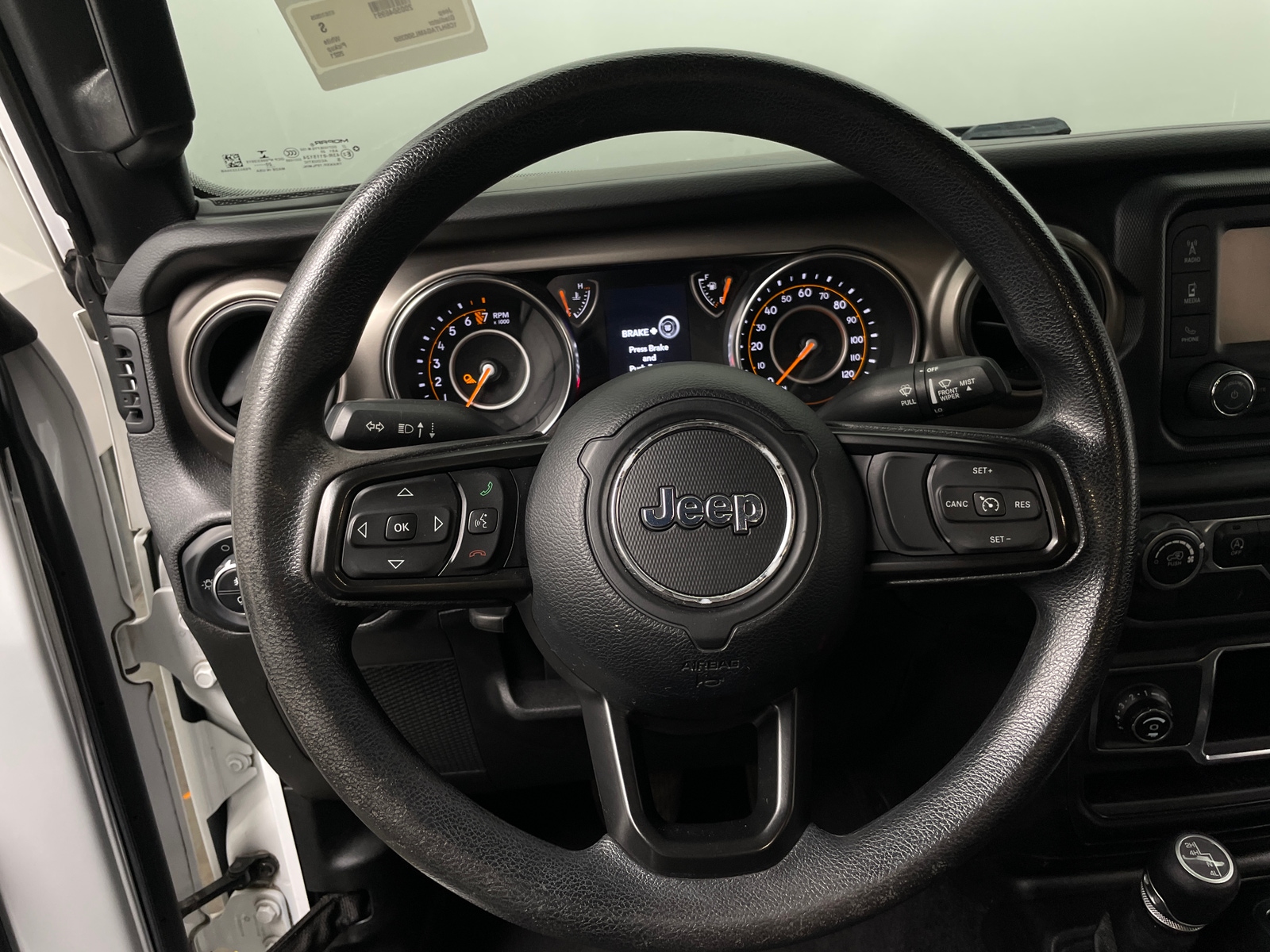 Thumbnail: 2021 Jeep Gladiator - 5