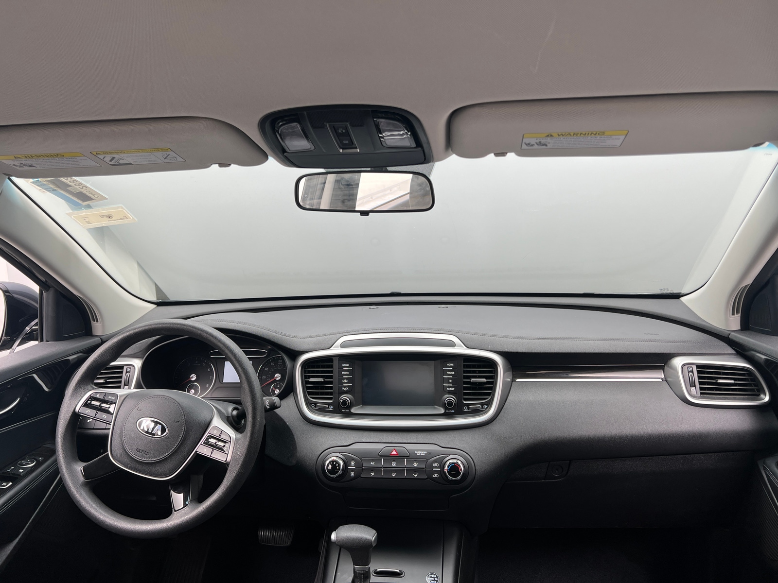 Thumbnail: 2020 Kia Sorento - 3