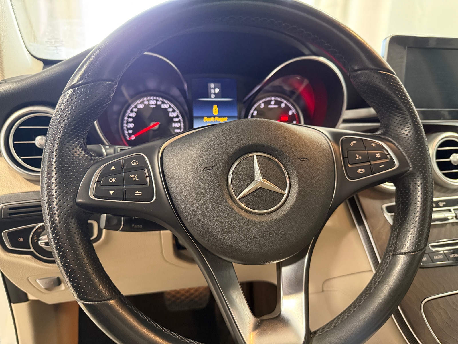 Thumbnail: 2019 Mercedes-Benz GLC - 4
