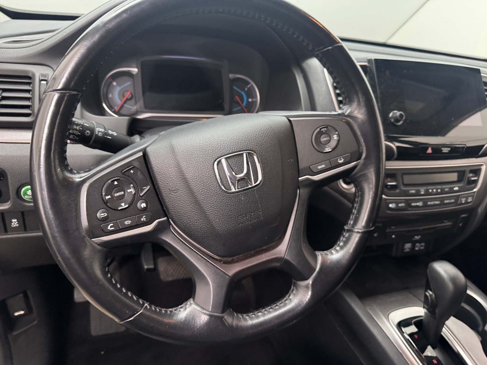 Thumbnail: 2019 Honda Pilot - 4