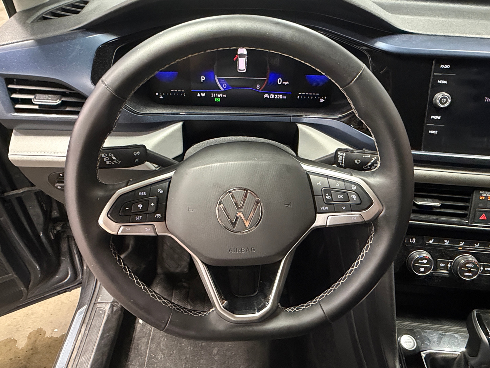 Thumbnail: 2024 Volkswagen Taos - 5