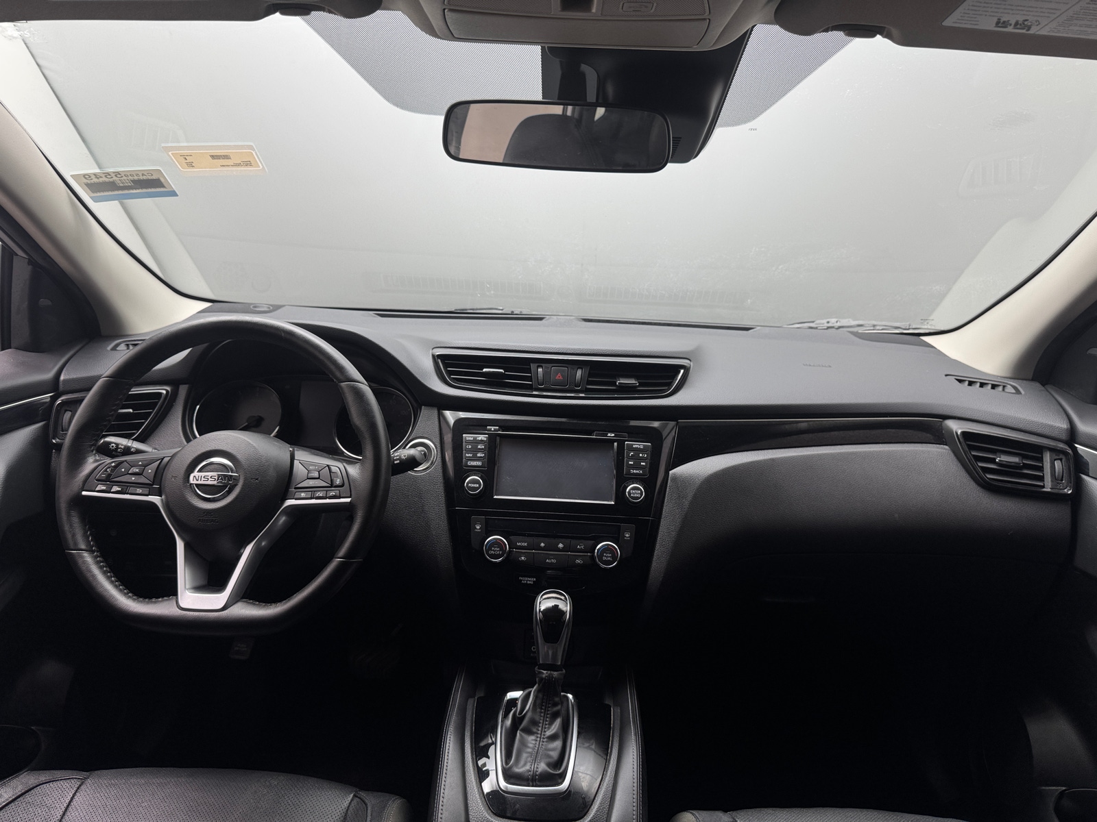 Thumbnail: 2017 Nissan Rogue Sport - 2