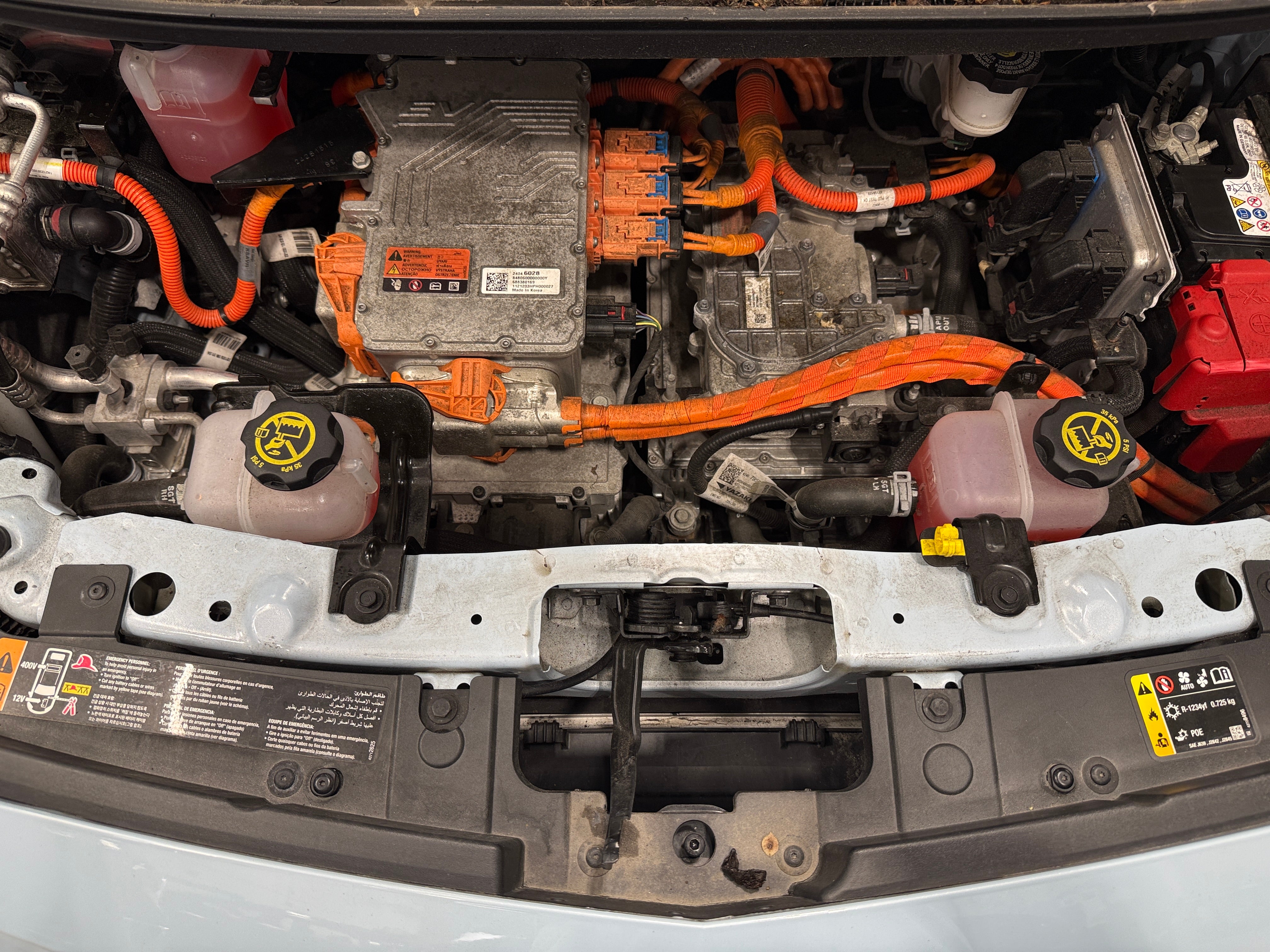 Used 2022 Chevrolet Bolt EV LT with VIN 1G1FW6S08N4125359 for sale in Pewaukee, WI