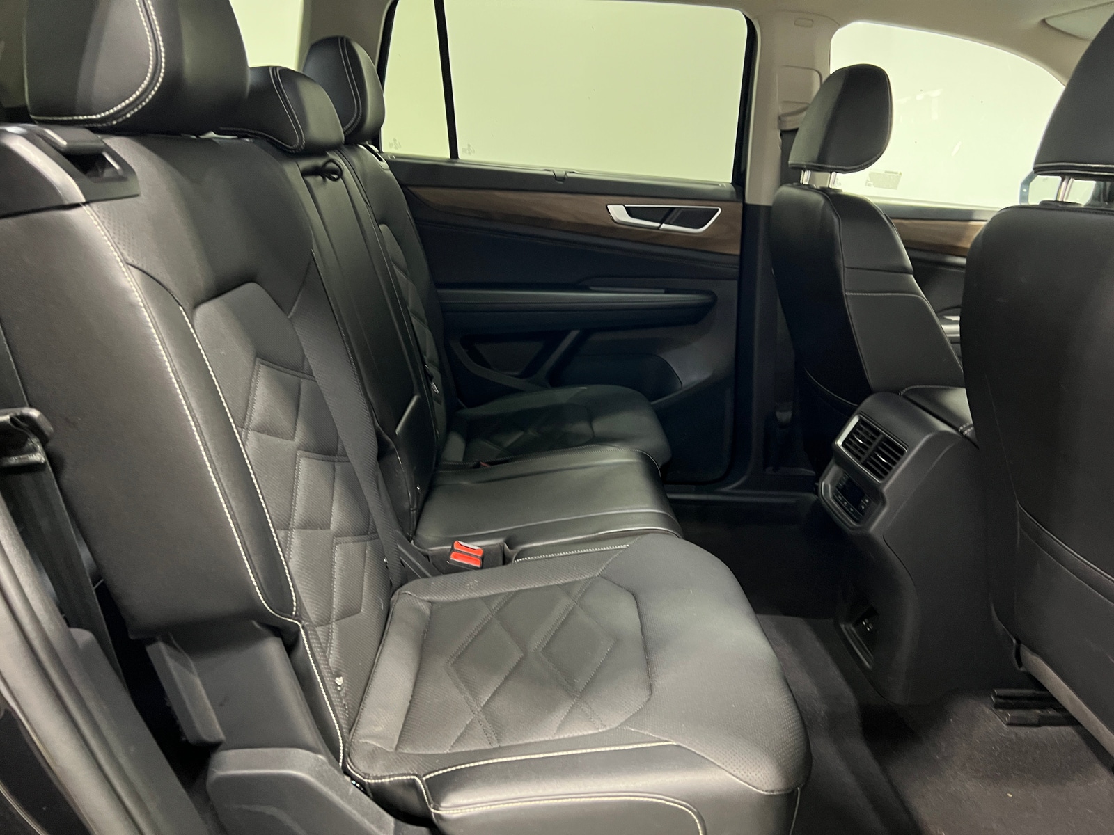 Thumbnail: 2024 Volkswagen Atlas - 5
