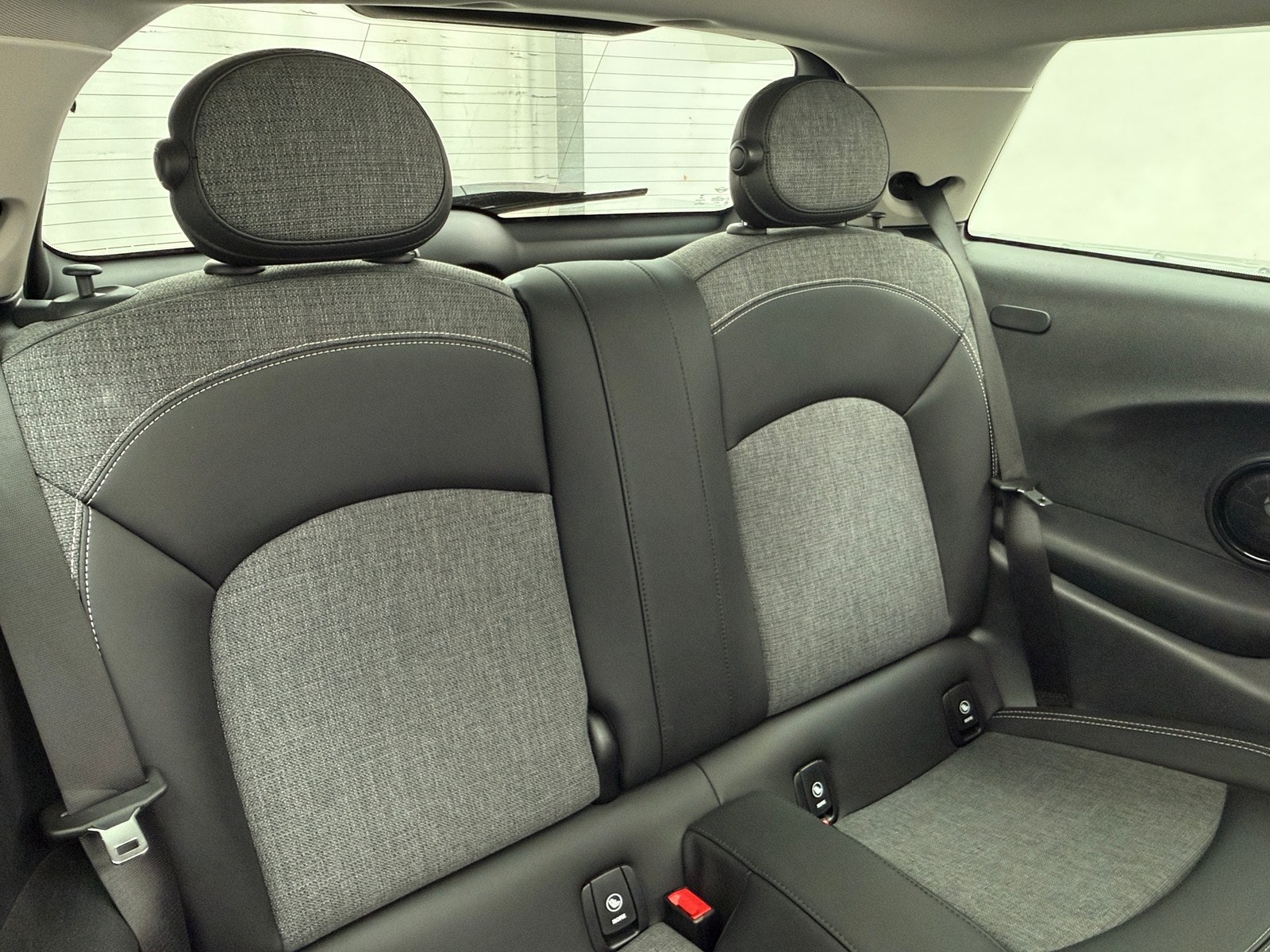Thumbnail: 2023 MINI Cooper Hardtop - 5