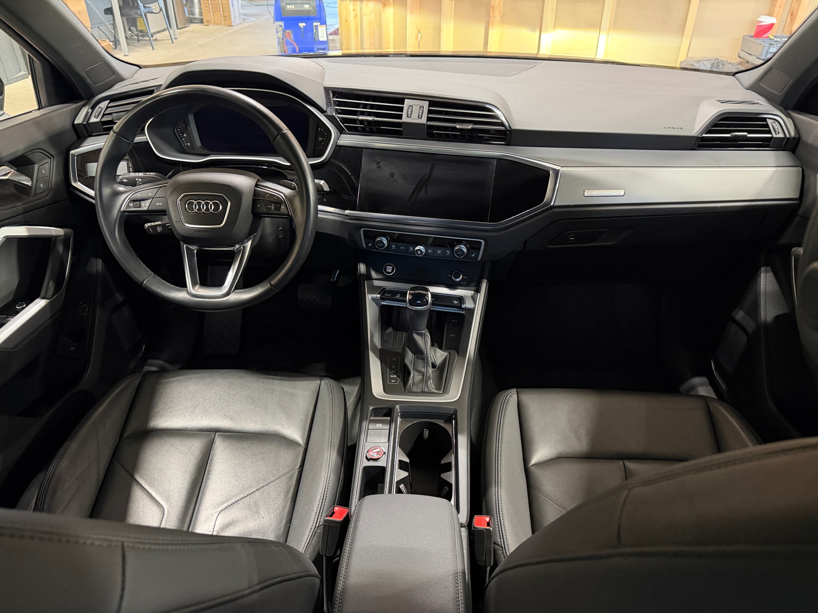 Thumbnail: 2024 Audi Q3 - 2
