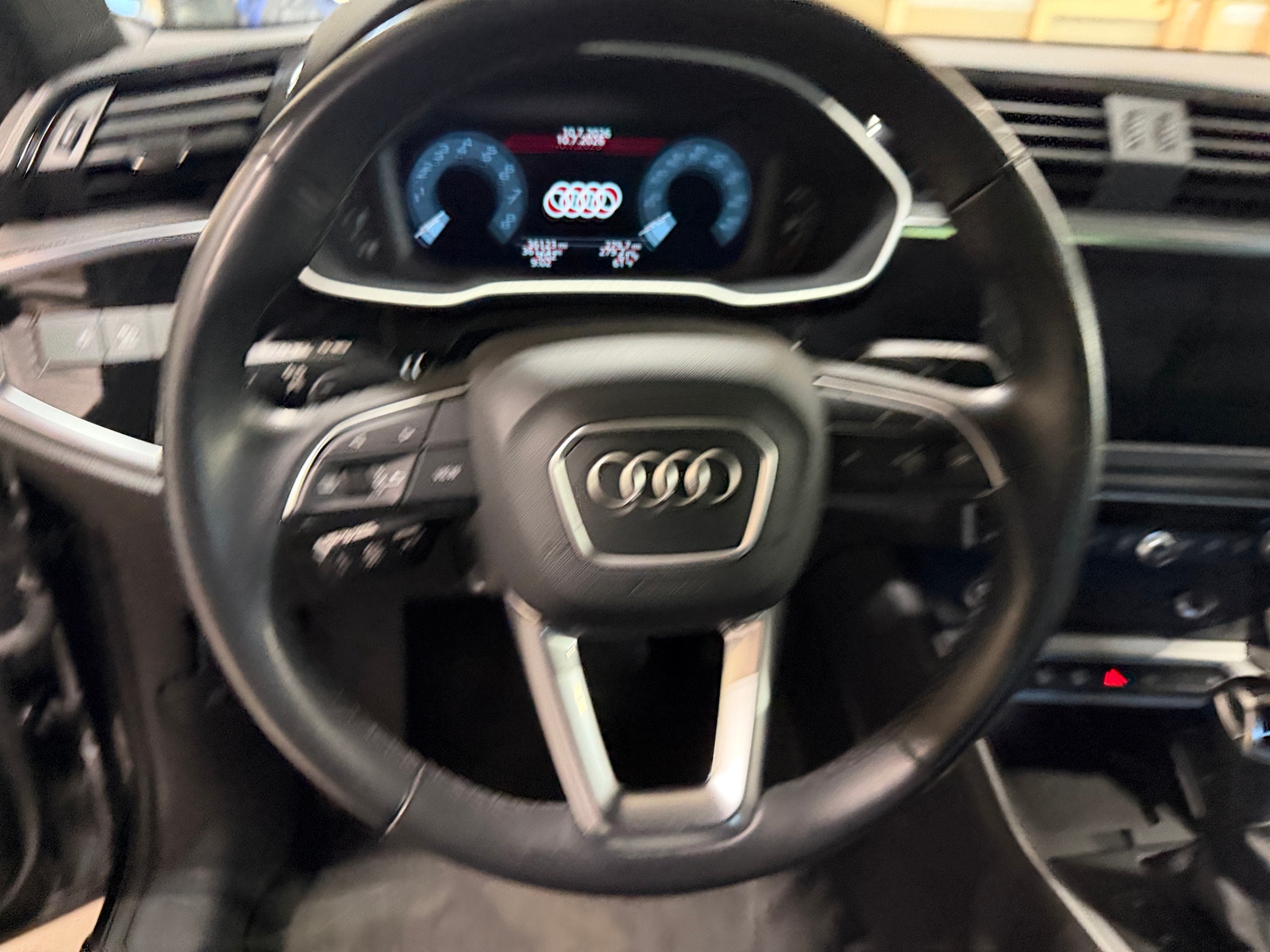 Thumbnail: 2024 Audi Q3 - 4