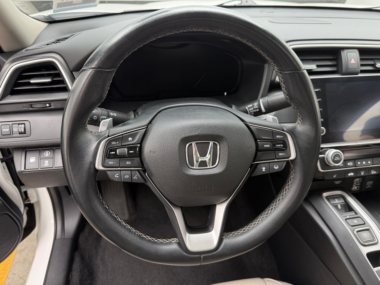 Thumbnail: 2019 Honda Insight - 4